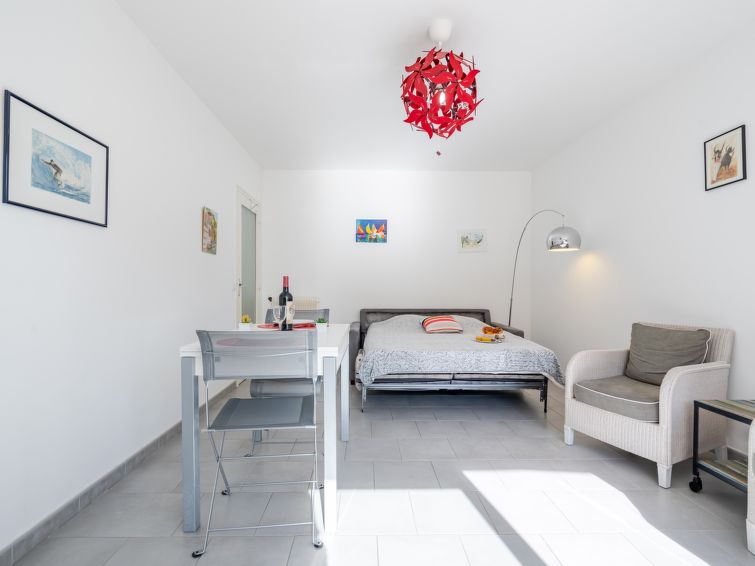 Search and Stay destination Saint-Jean-de-Luz, Nouvelle-Aquitaine - France from AU$ 176. Joanis