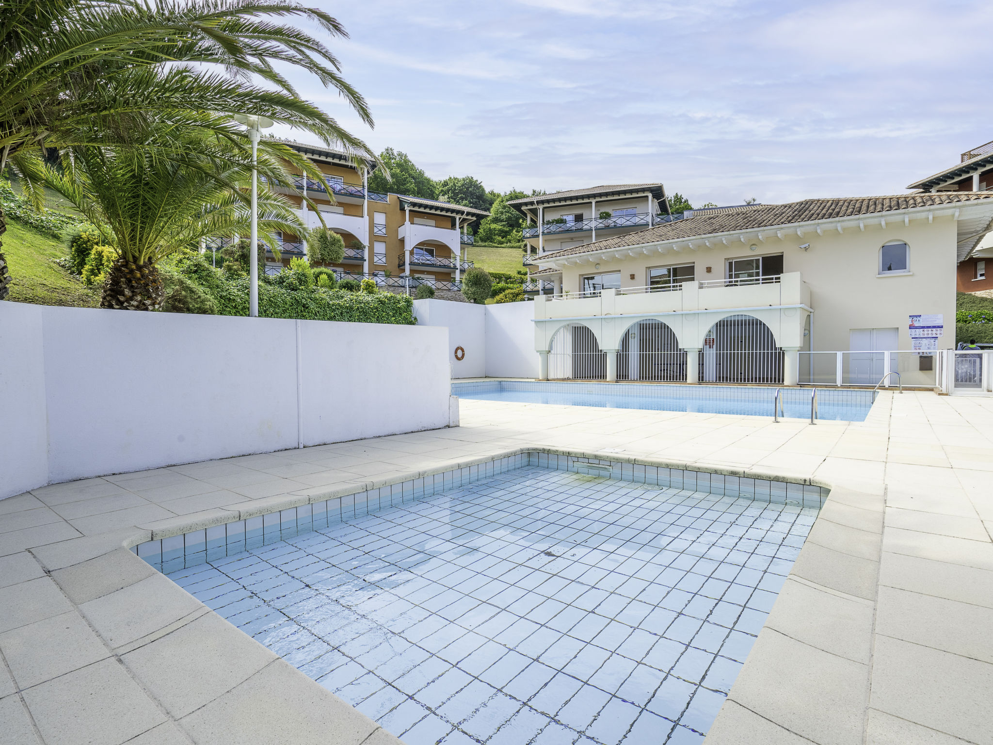 Résidence Soko Eder — Pool Outdoor (2 of 21)