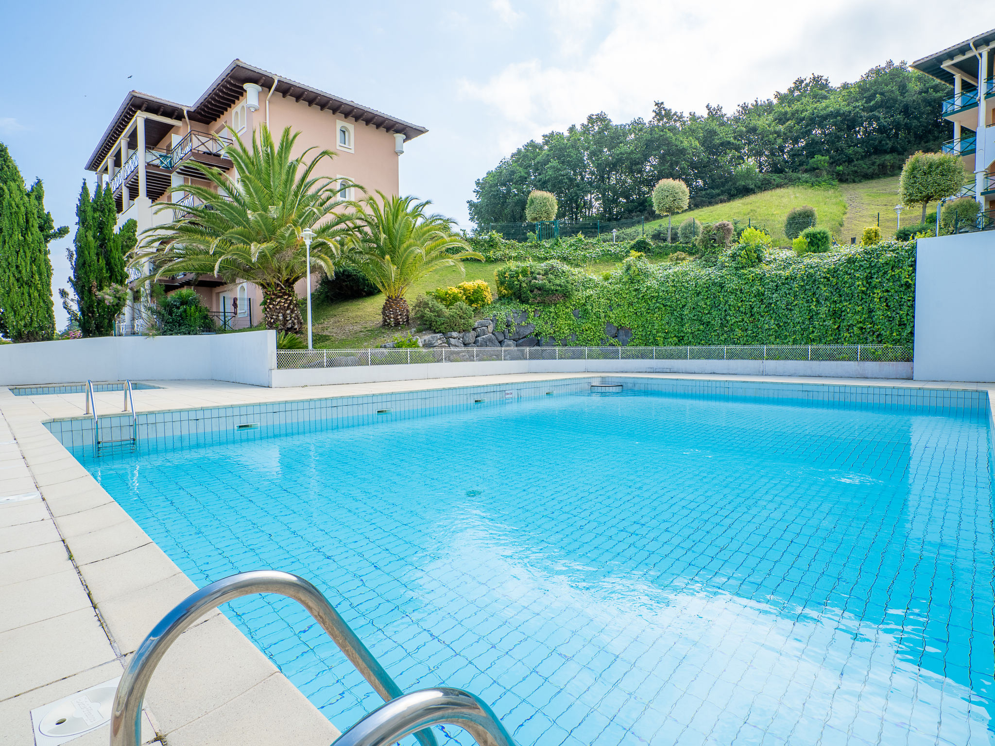 Résidence Soko Eder — Pool Outdoor (3 of 21)