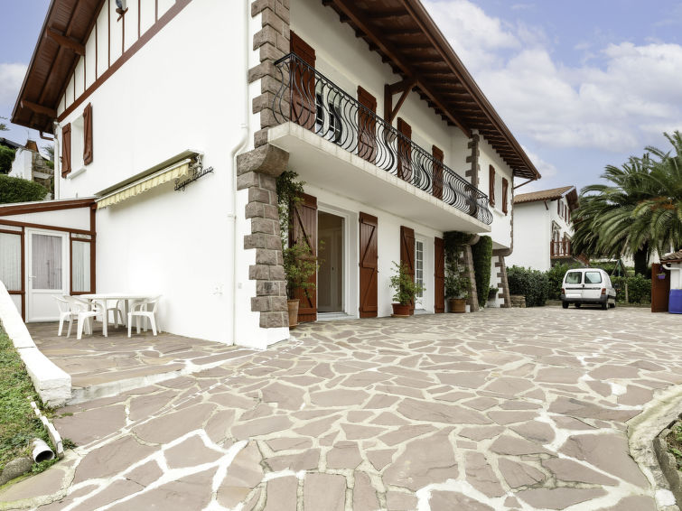Search and Stay destination Ciboure, Nouvelle-Aquitaine - France from AU$ 147. Petit bois