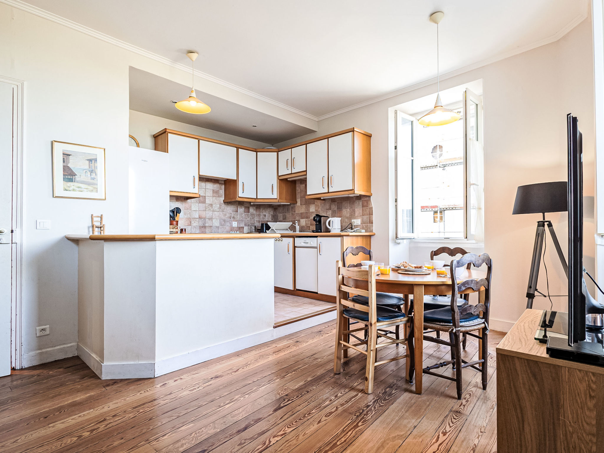Kitchen / Dining Room