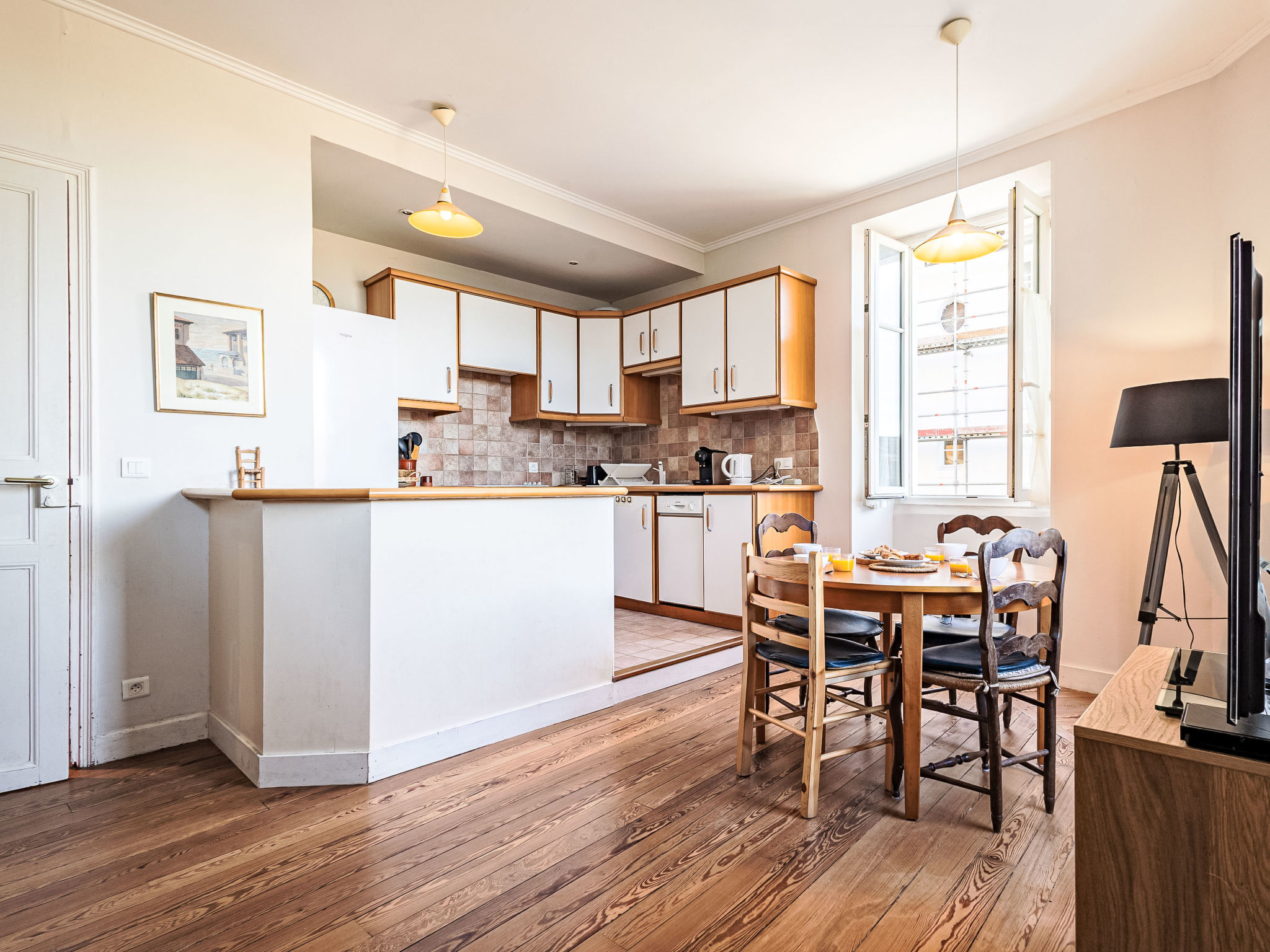 Kitchen / Dining Room