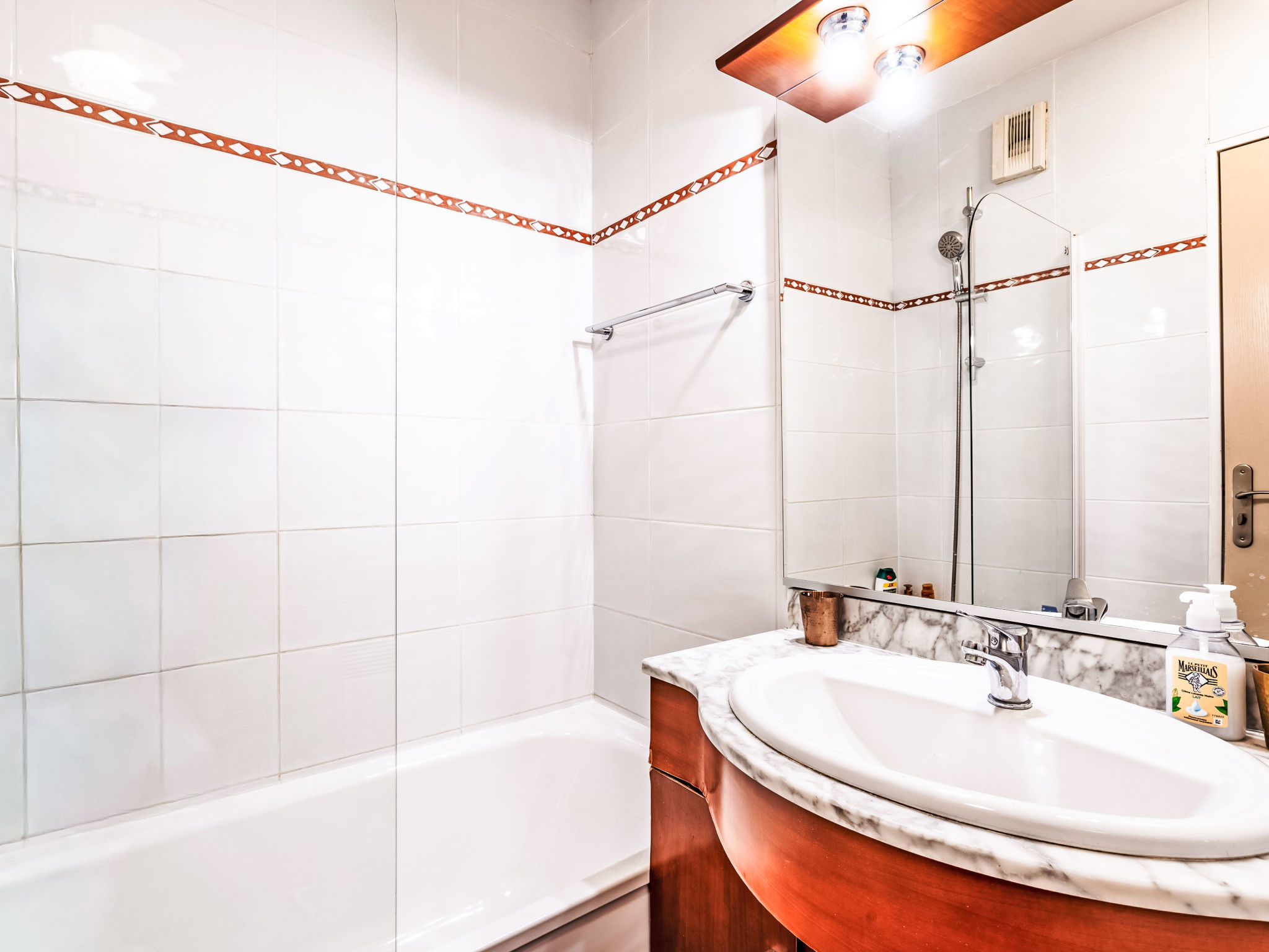 Appartement Domaine Hamaika – Salle de bains, photo 13 sur 26