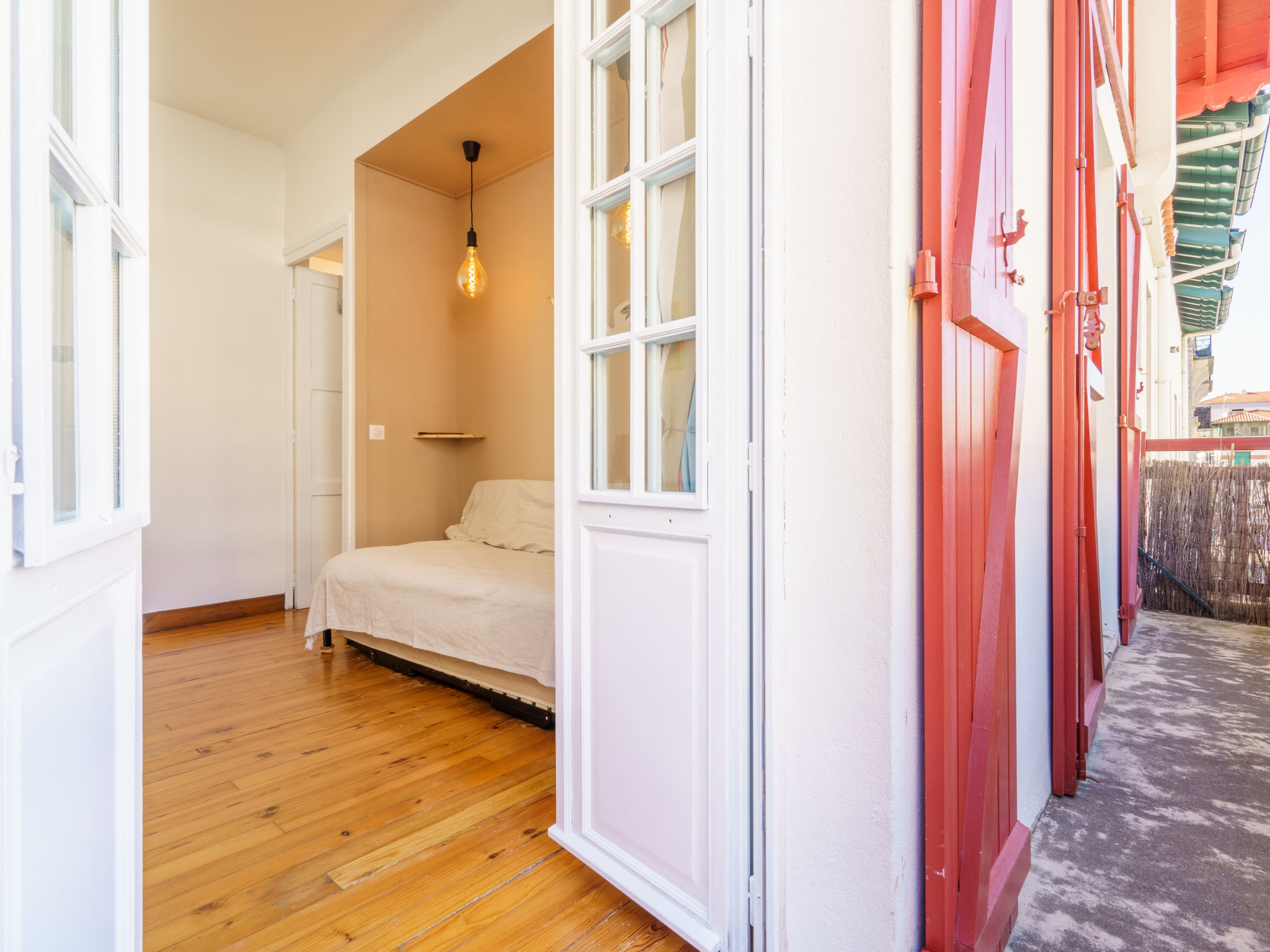 Licht appartement in hartje Saint-Jean-de-Luz, op 400 meter van het strand - foto 19