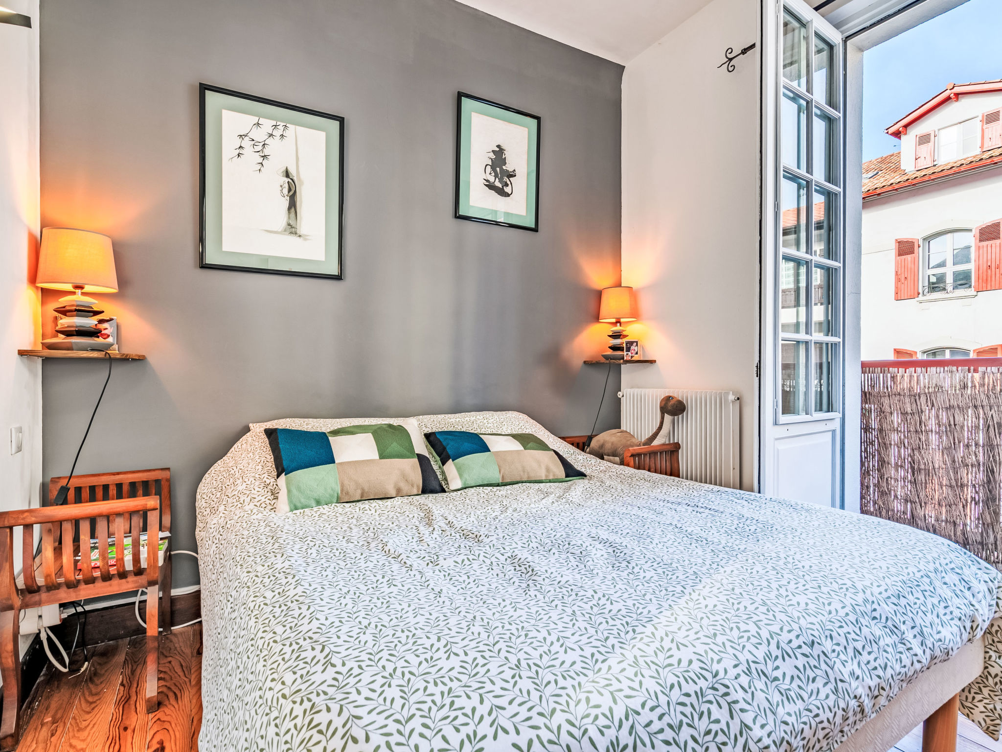 Licht appartement in hartje Saint-Jean-de-Luz, op 400 meter van het strand - foto 15