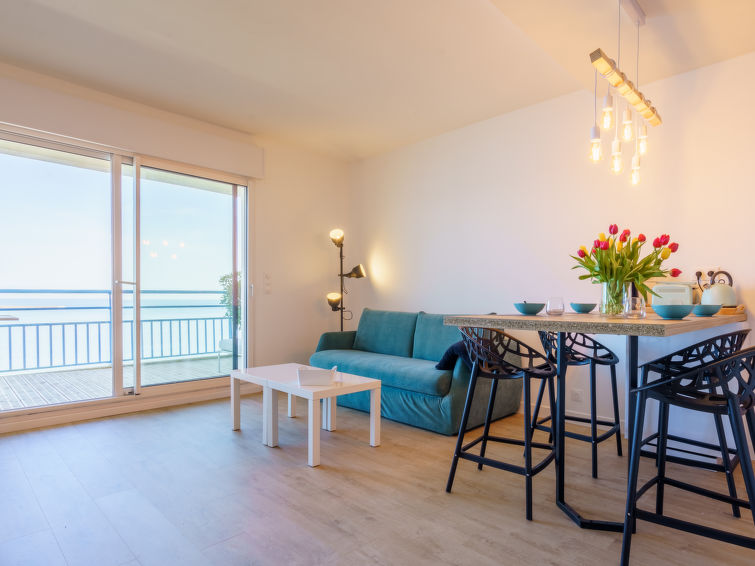 Search and Stay destination Saint-Jean-de-Luz, Nouvelle-Aquitaine - France from AU$ 313. La Pergola