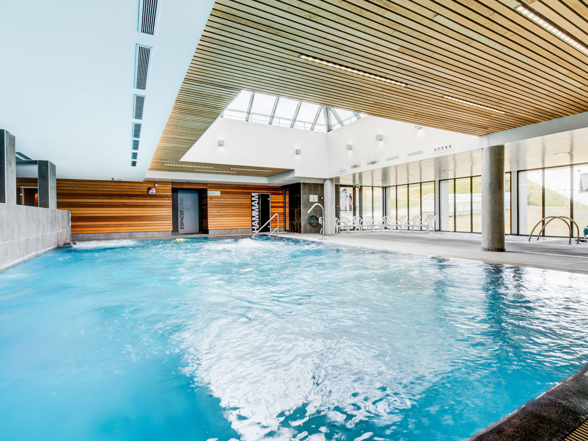 Pool Indoor