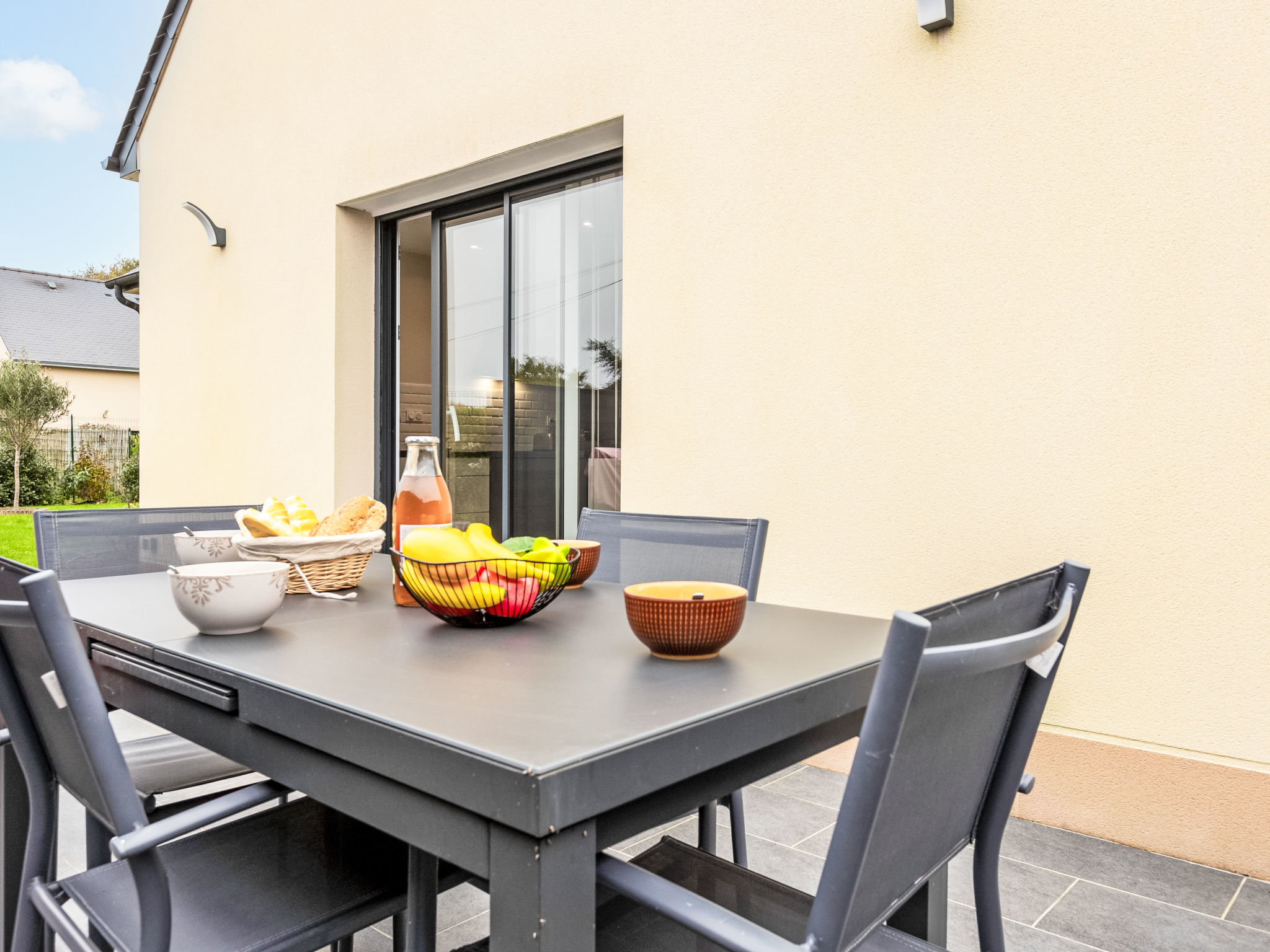 Clos Miroir — view 2 of 26