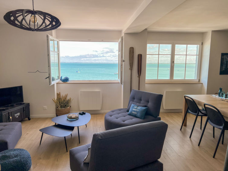 Zeezicht en luxe in Cancale: ruim appartement aan zee in Cancale