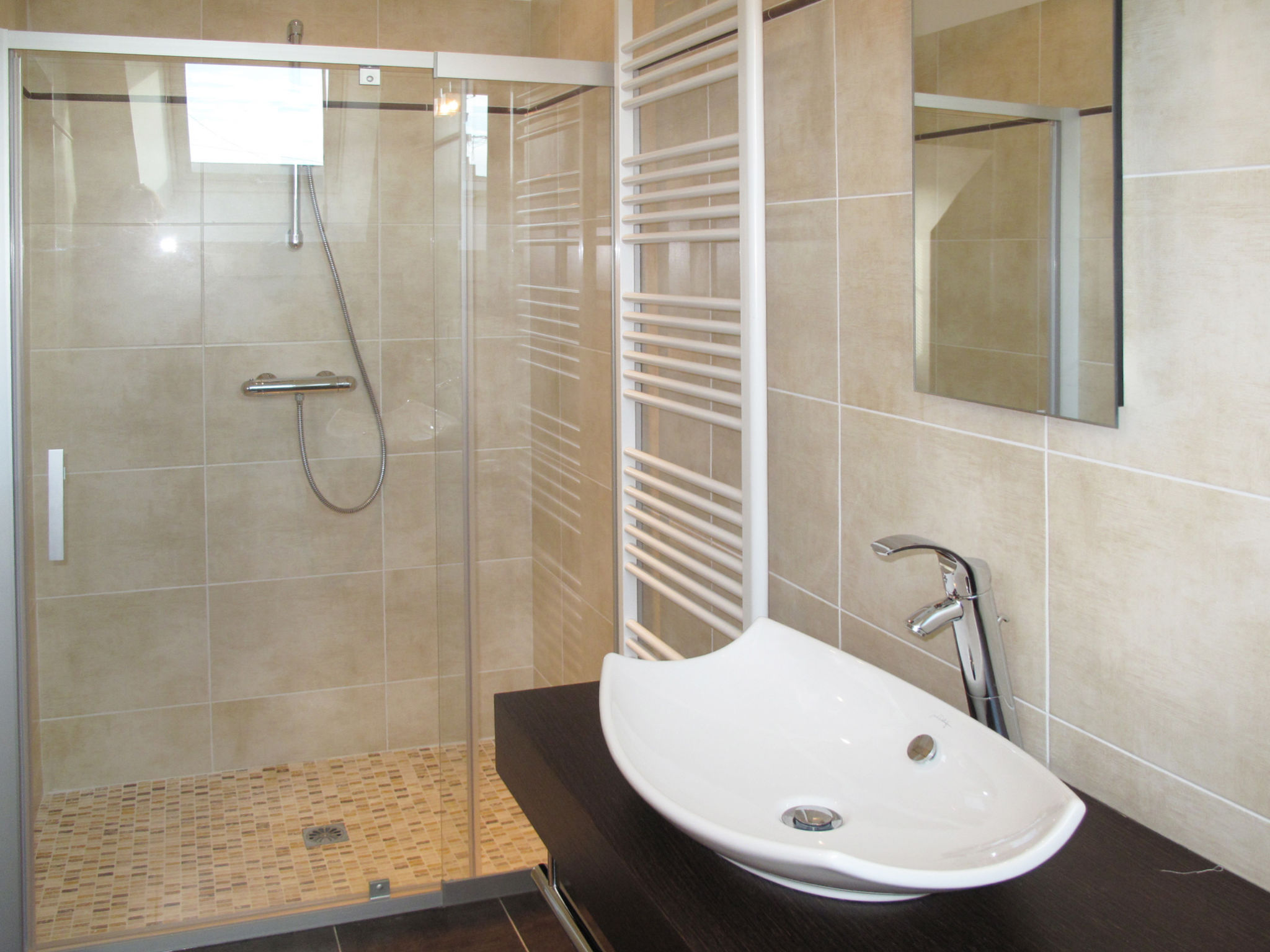 Maison La Pailloussette – Salle de bains, photo 17 sur 30