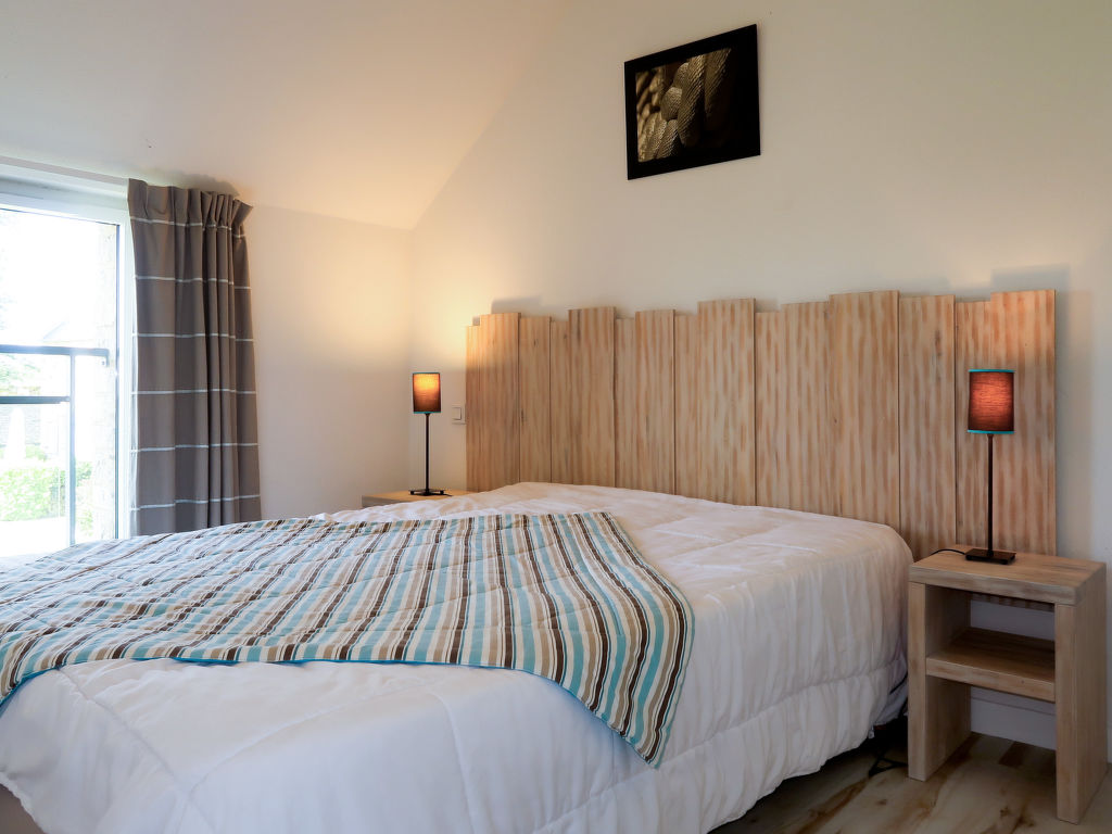 Les Hauts de la Houle M.8X — Bedroom