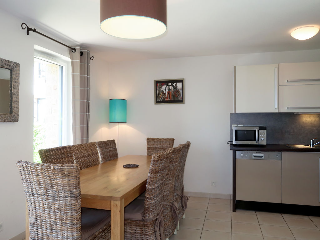 Les Hauts de la Houle M.8X — Kitchen / Dining Room