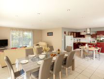 Holiday home les embruns