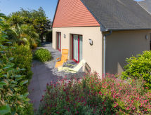 Holiday home les embruns