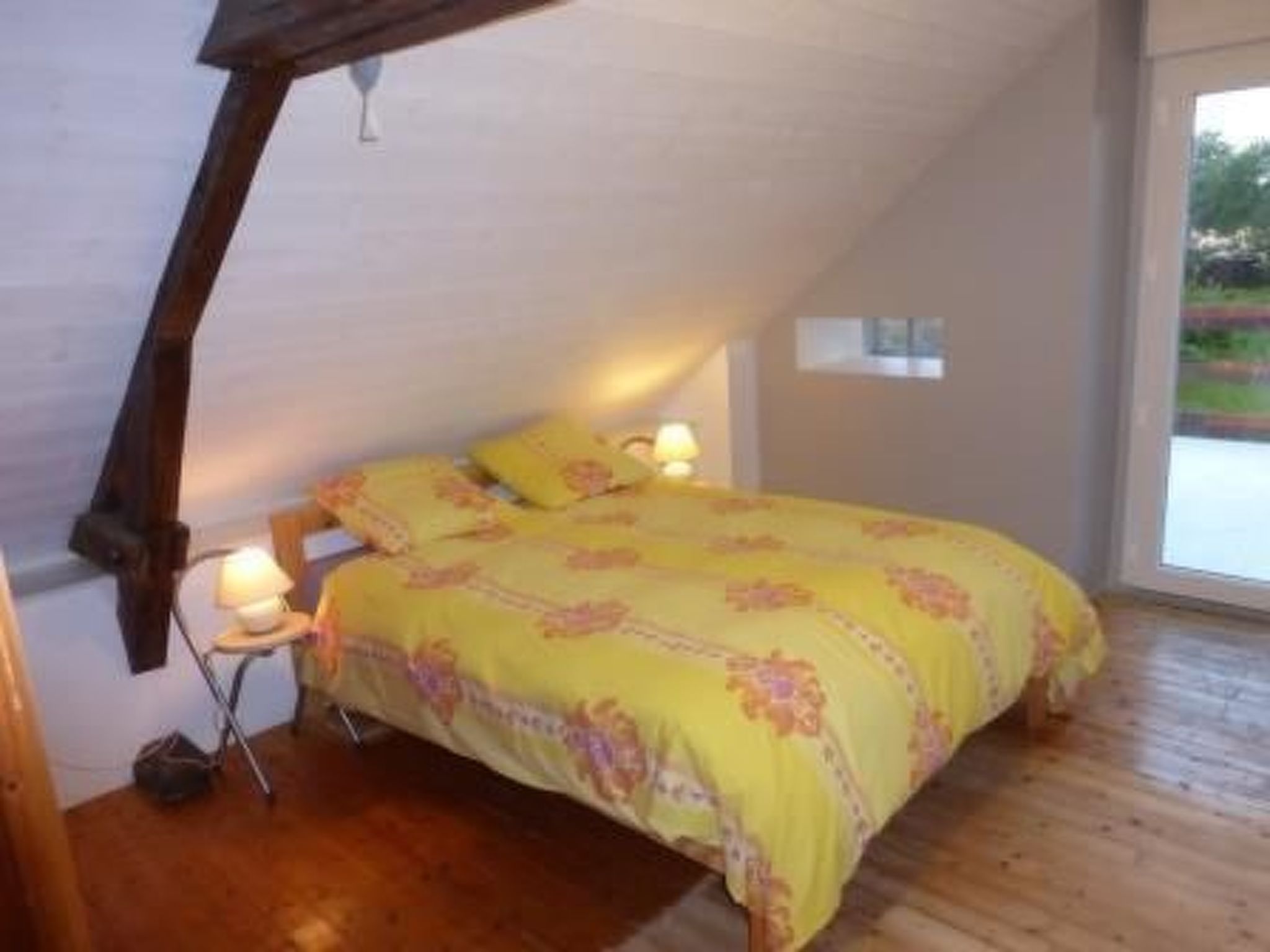 Gemütliches Steinhaus mit toller Sonnenterrasse inmitten von Feldern und Wiesen-Drinnen