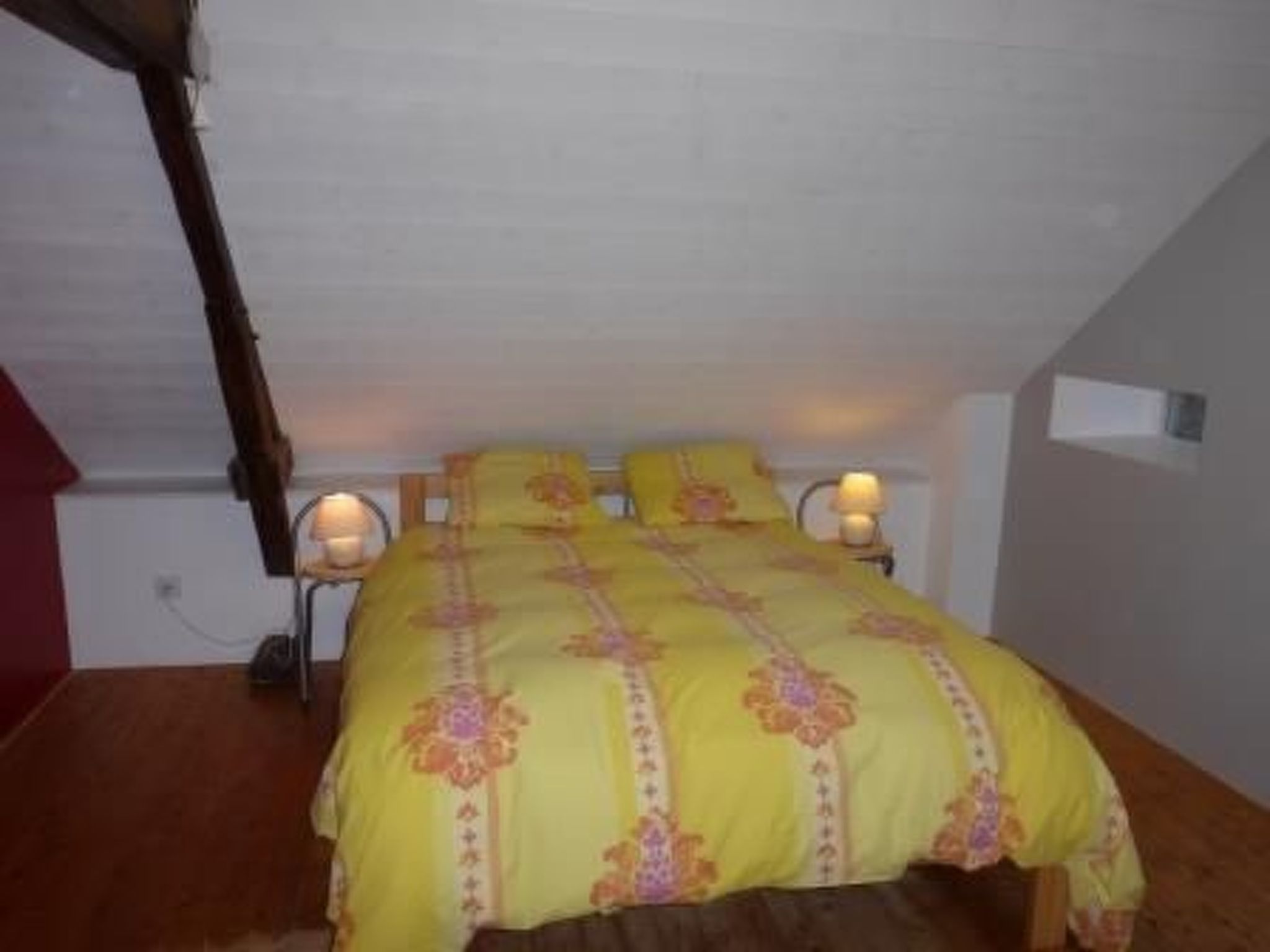 Gemütliches Steinhaus mit toller Sonnenterrasse inmitten von Feldern und Wiesen-Drinnen