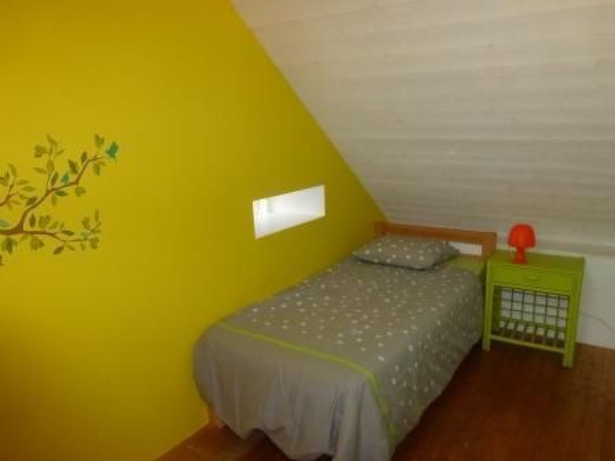 Gemütliches Steinhaus mit toller Sonnenterrasse inmitten von Feldern und Wiesen-Drinnen