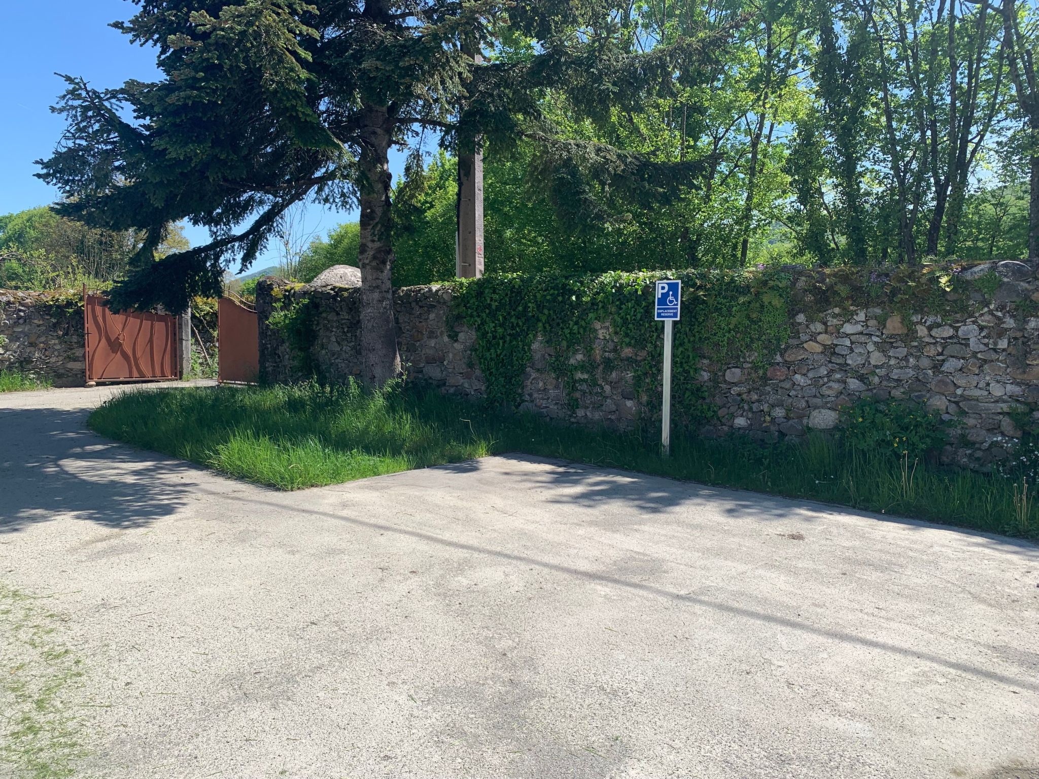 Domäne "La Résidence" inmitten der Natur-Image-tags.info