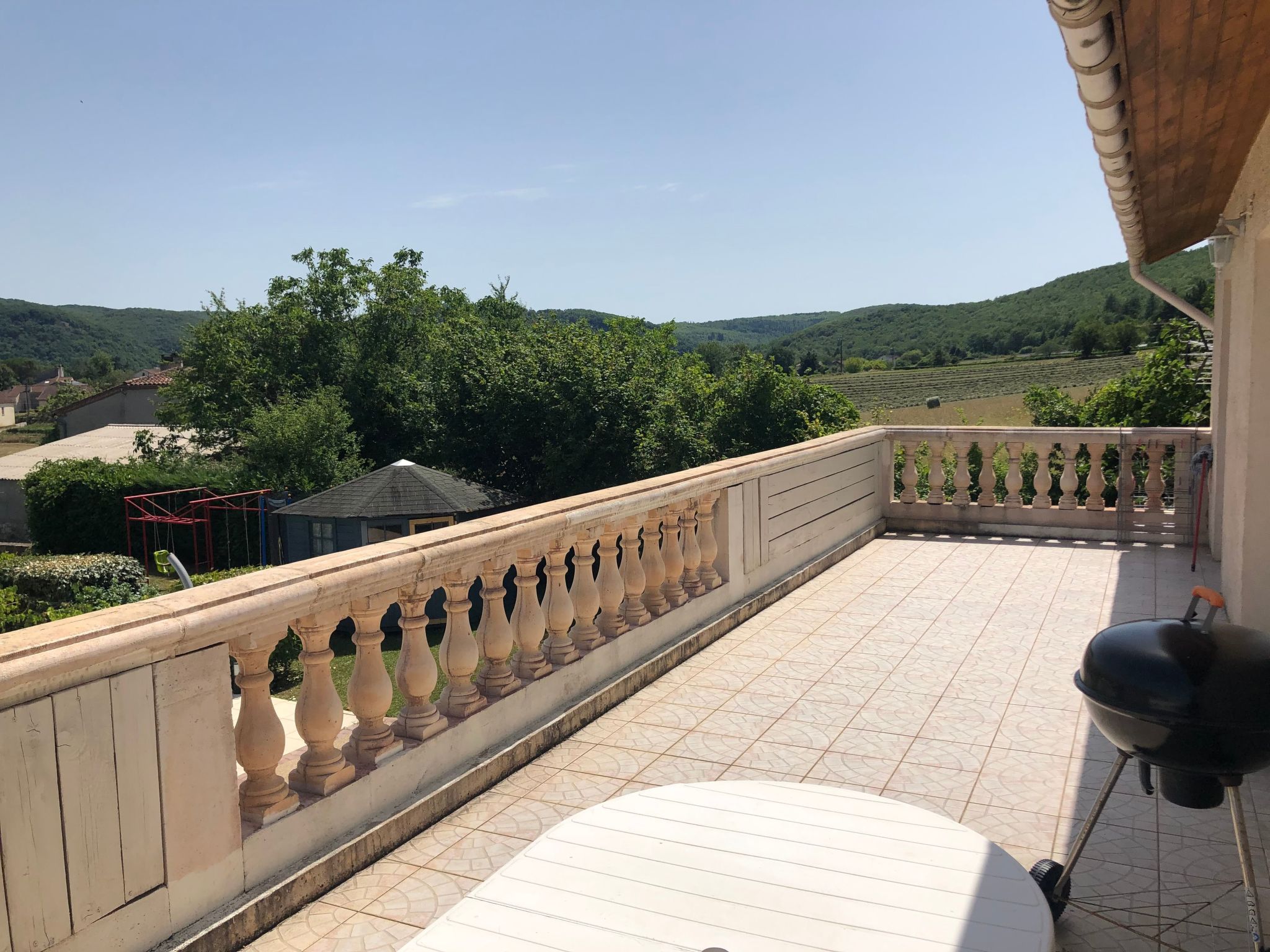 Wohnung "Nid d'Etoiles" mit privatem Parkplatz-Outside