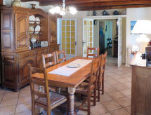 Vrijstaand vakantiehuis met privézwembad bij Cahors - thumbnail 3