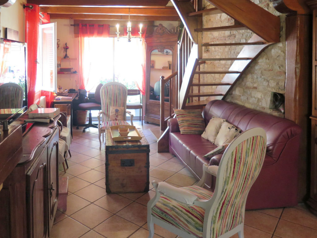 Combel d'Arnal — Living Room