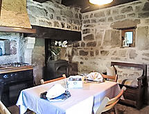 Vakantiehuis met binnenzwembad in Gramat: Le Pigeonnier - thumbnail 4
