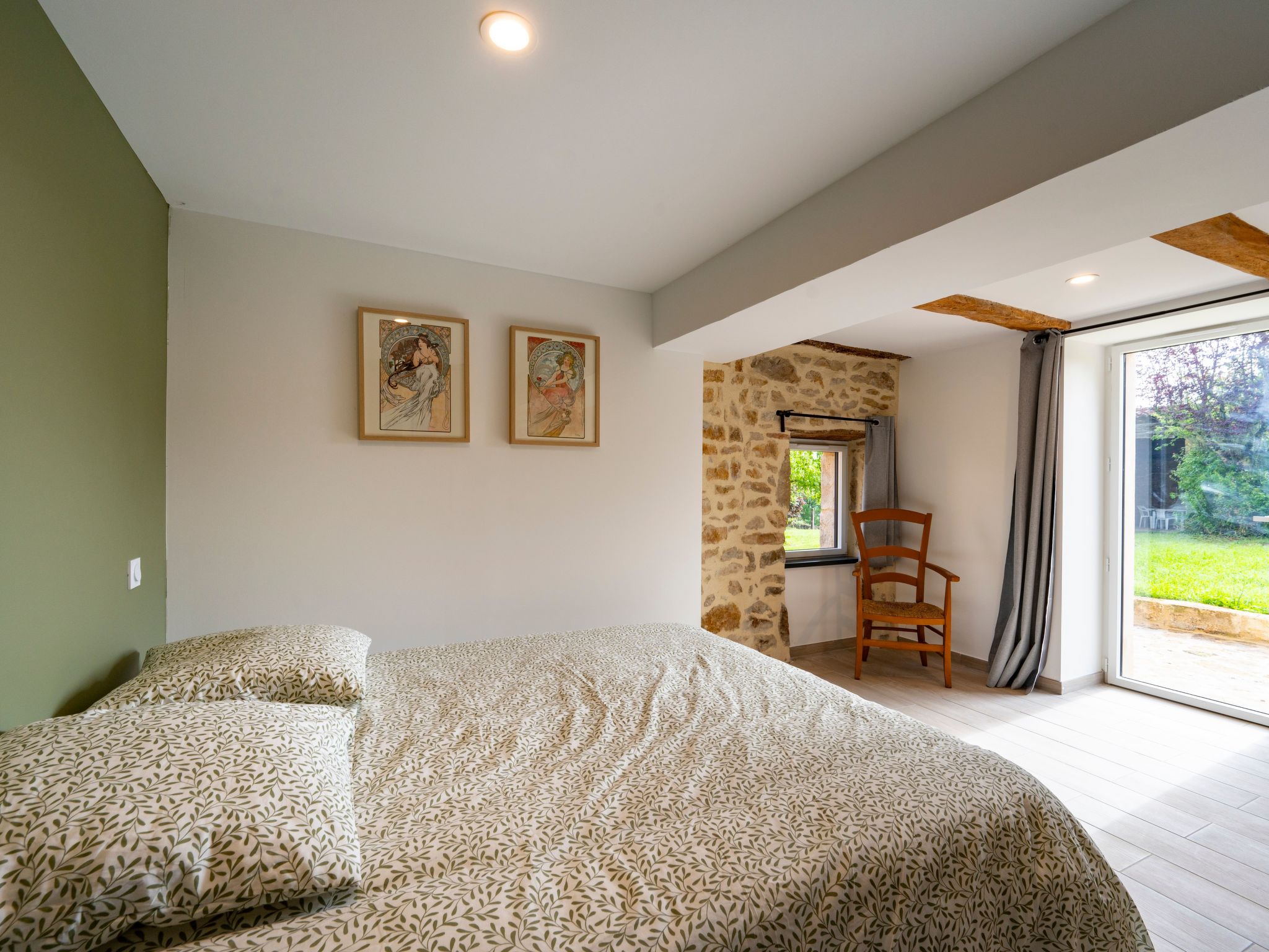 Domaine "Les Haut" mit eigenem Garten-Inside