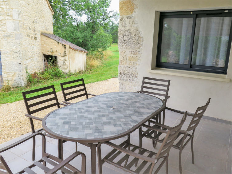 Search and Stay destination Lalbenque, Occitanie - France from AU$ 159. La Grange de Lacayrède