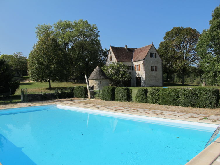 Search and Stay destination Saint-Chamarand, Occitanie - France from AU$ 186. La Bergerie de Durand (SAH400)