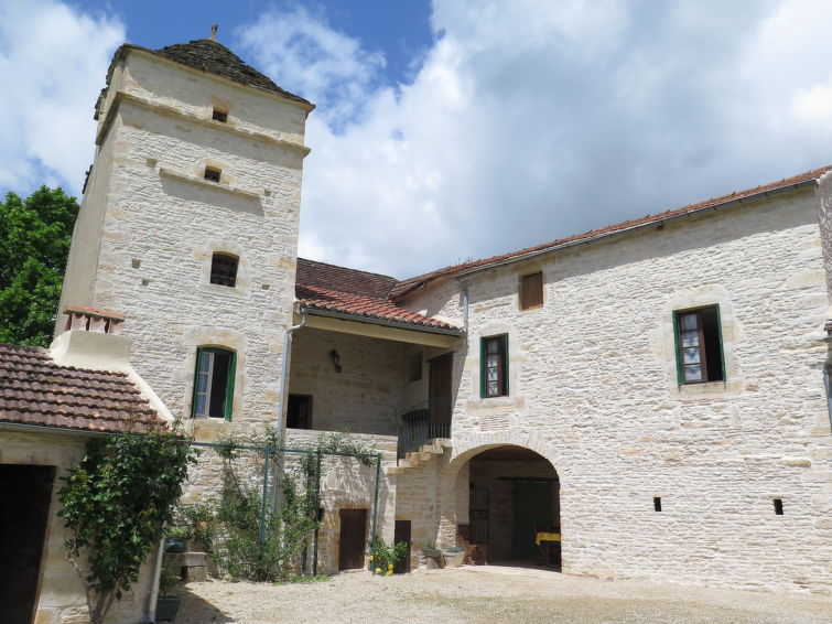 Search and Stay destination Nuzéjouls, Occitanie - France from AU$ 112. Le Mas de Serre (MEC400)