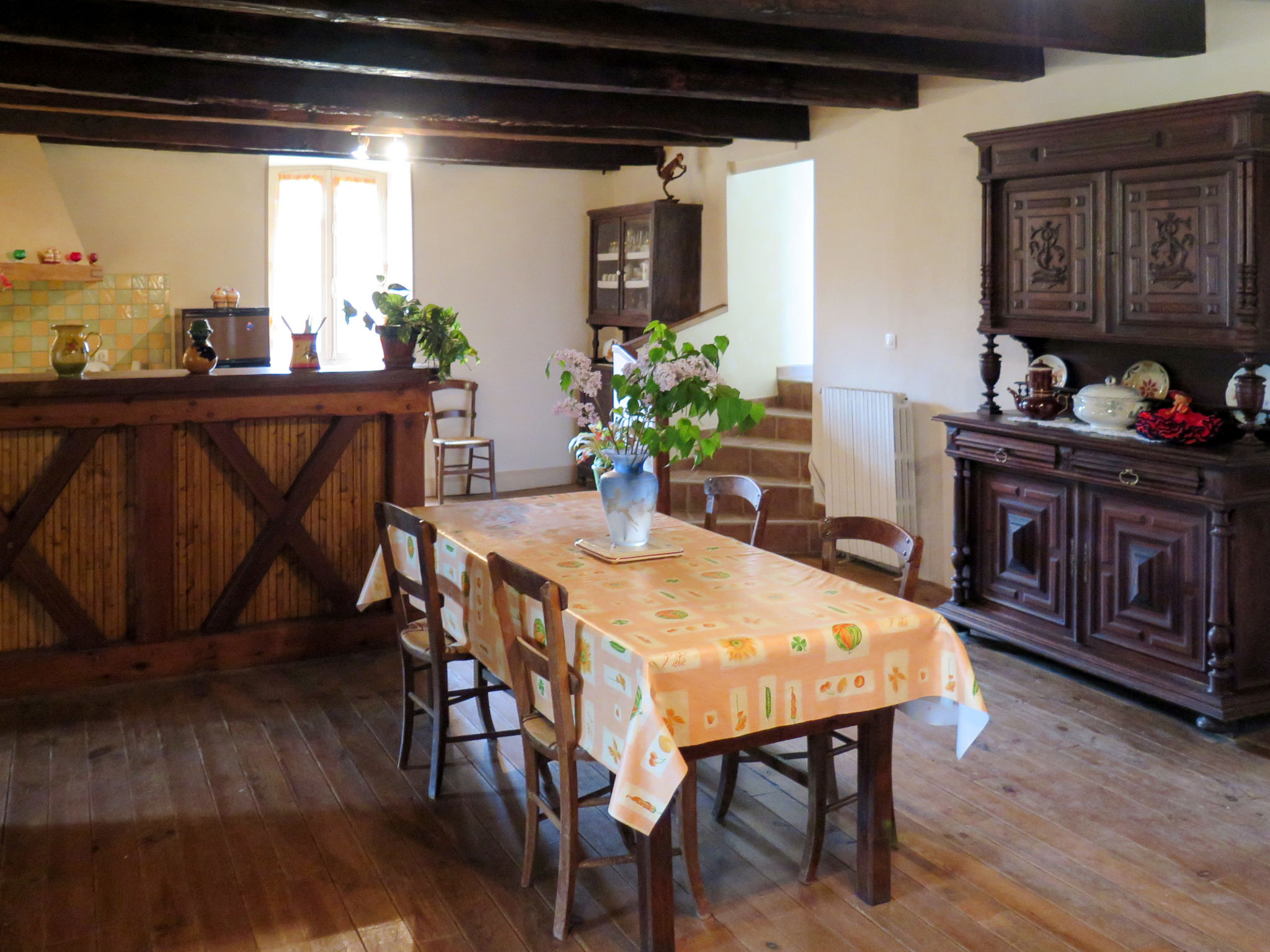 Kitchen / Dining Room