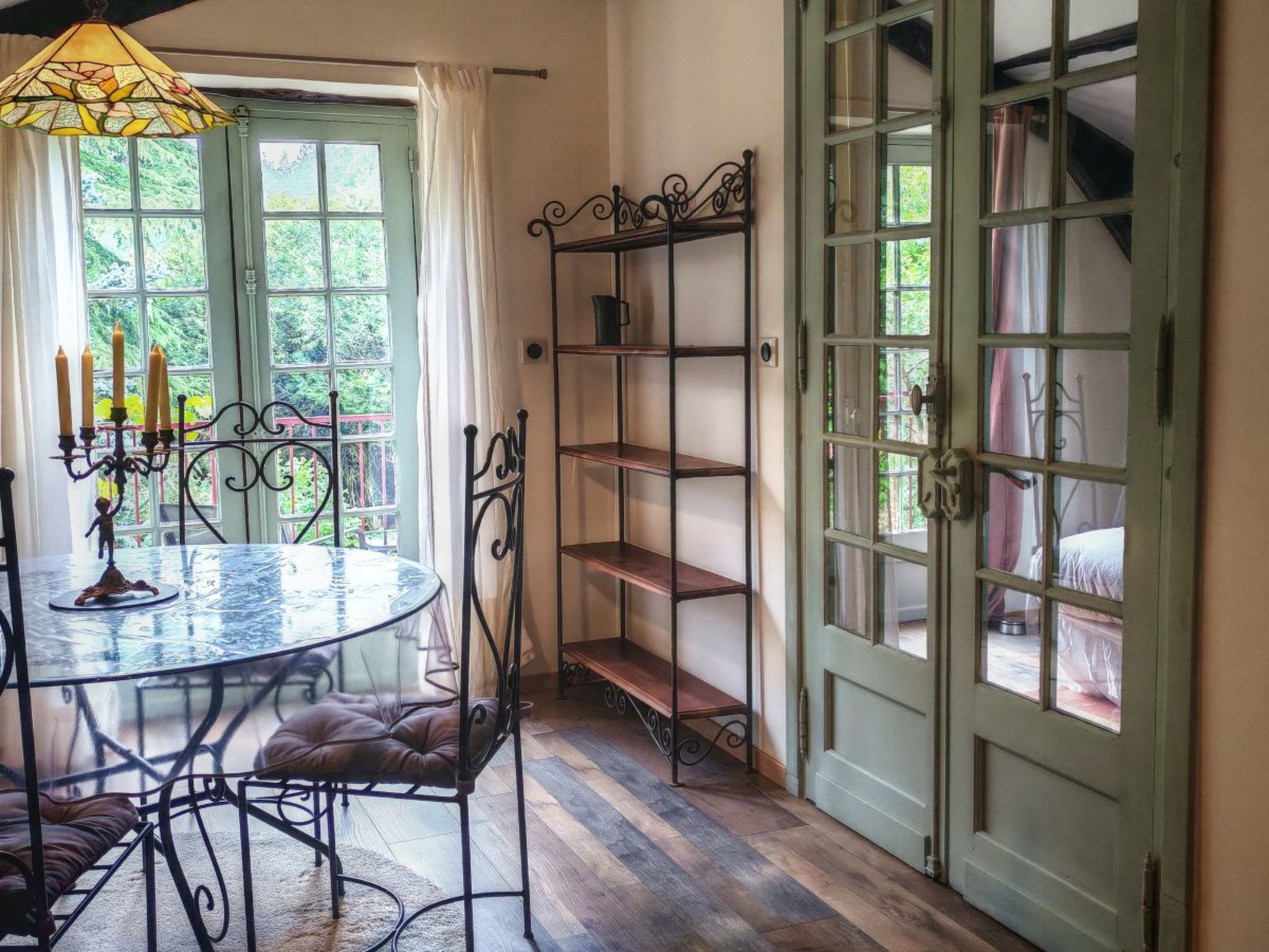 In Périgord Noir Dordogne in der Nähe von Limeuil-Binnen