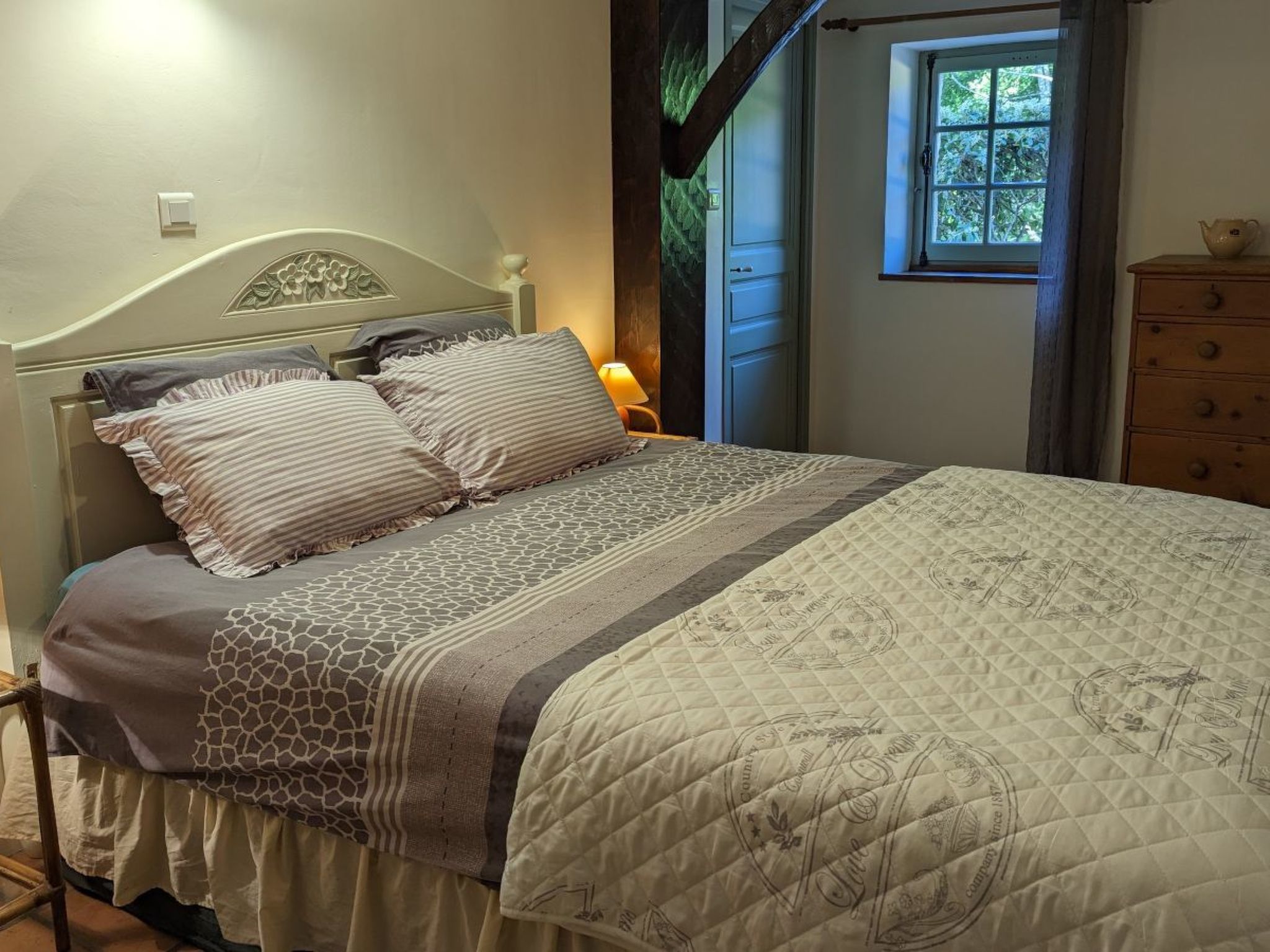 Im Herzen des Périgord Noir in der Nähe von Limeuil-Binnen