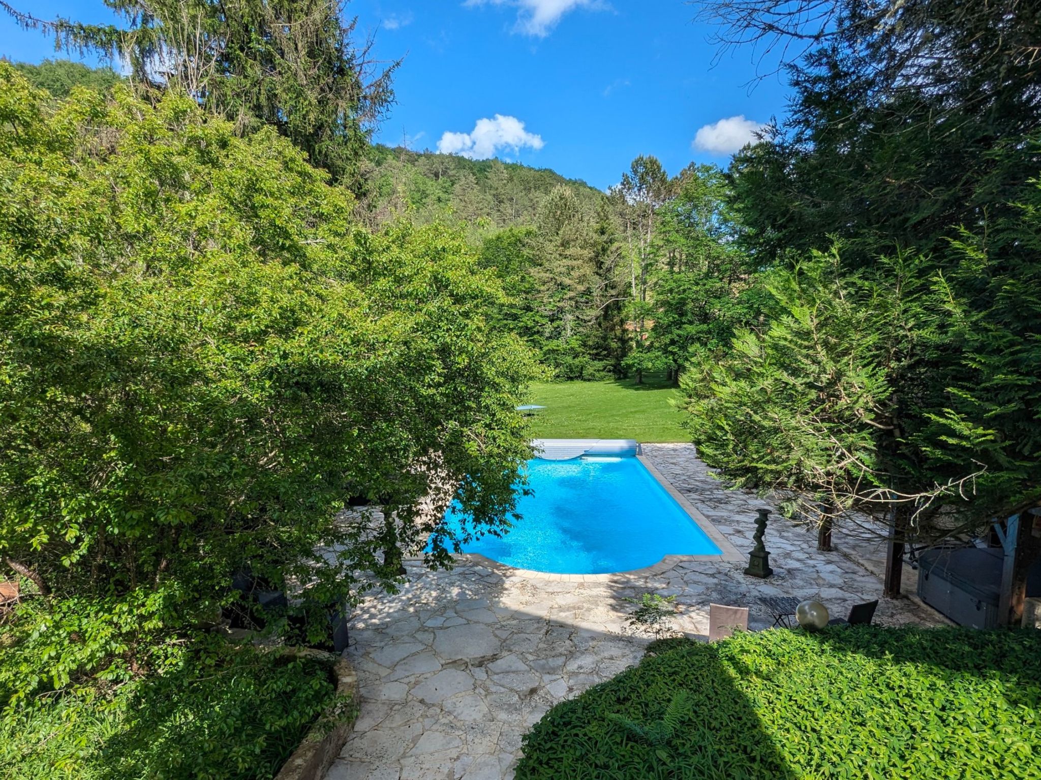 Im Herzen des Périgord Noir in der Nähe von Limeuil-Binnen