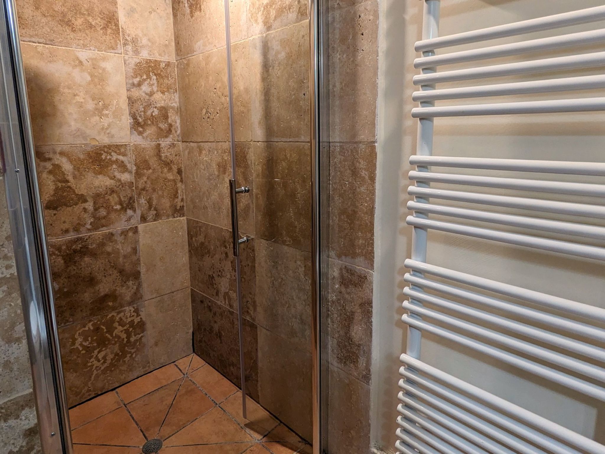 Im Herzen des Périgord Noir in der Nähe von Limeuil-Binnen