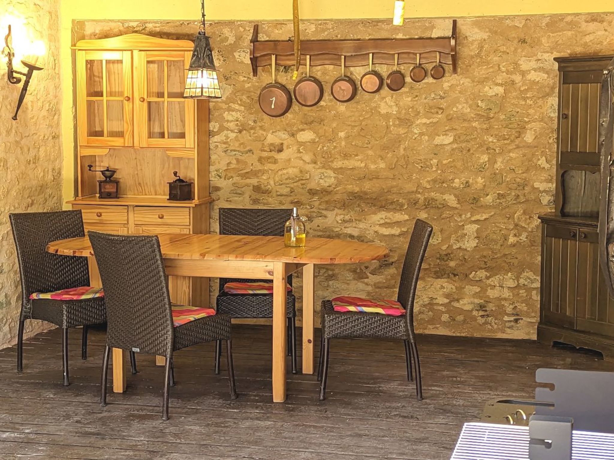 Im Herzen des Périgord Noir in der Nähe von Limeuil-Binnen