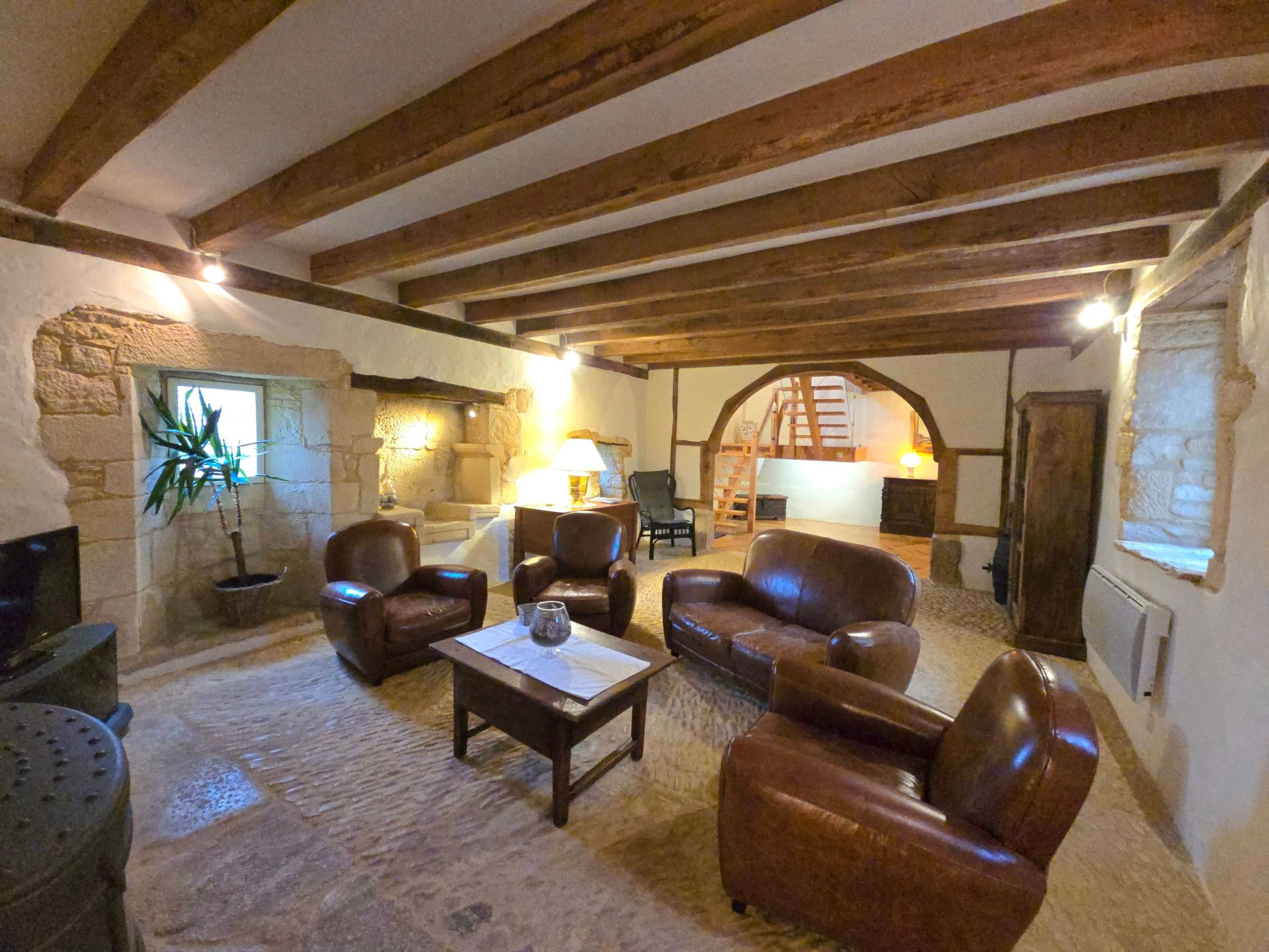 Geräumiges Ferienhaus mit Charme in der Dordogne-Binnen