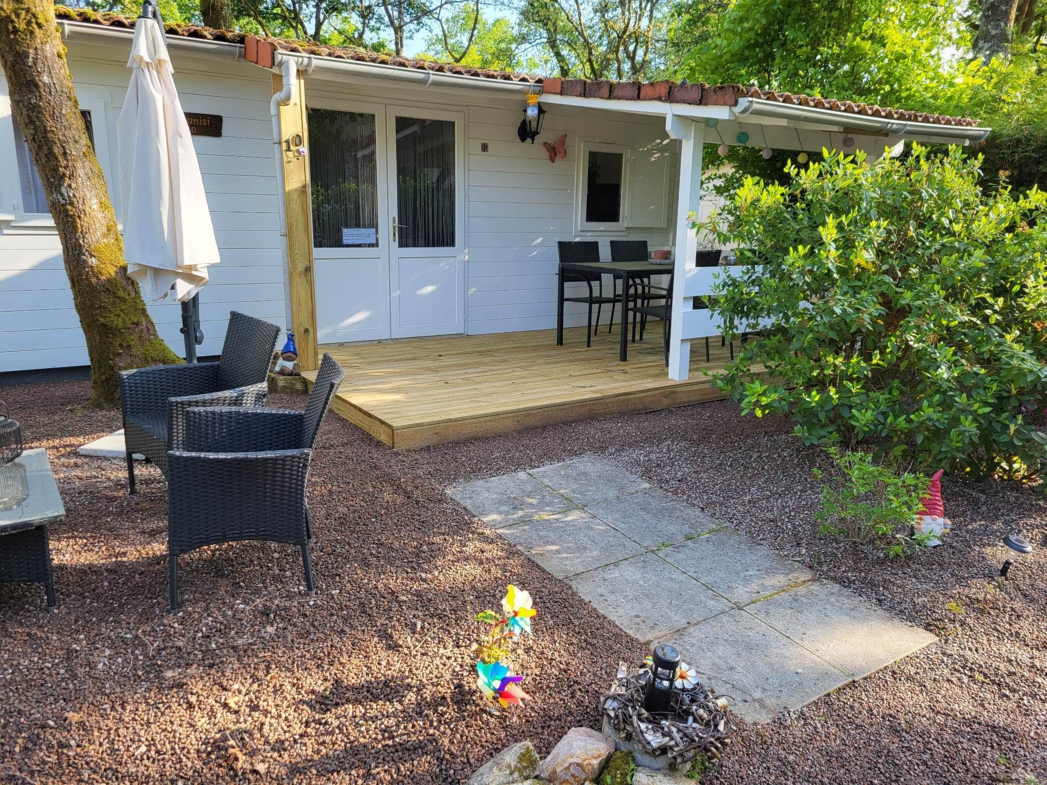 Chalet B10 Yemanisi in der Dordogne-Binnen