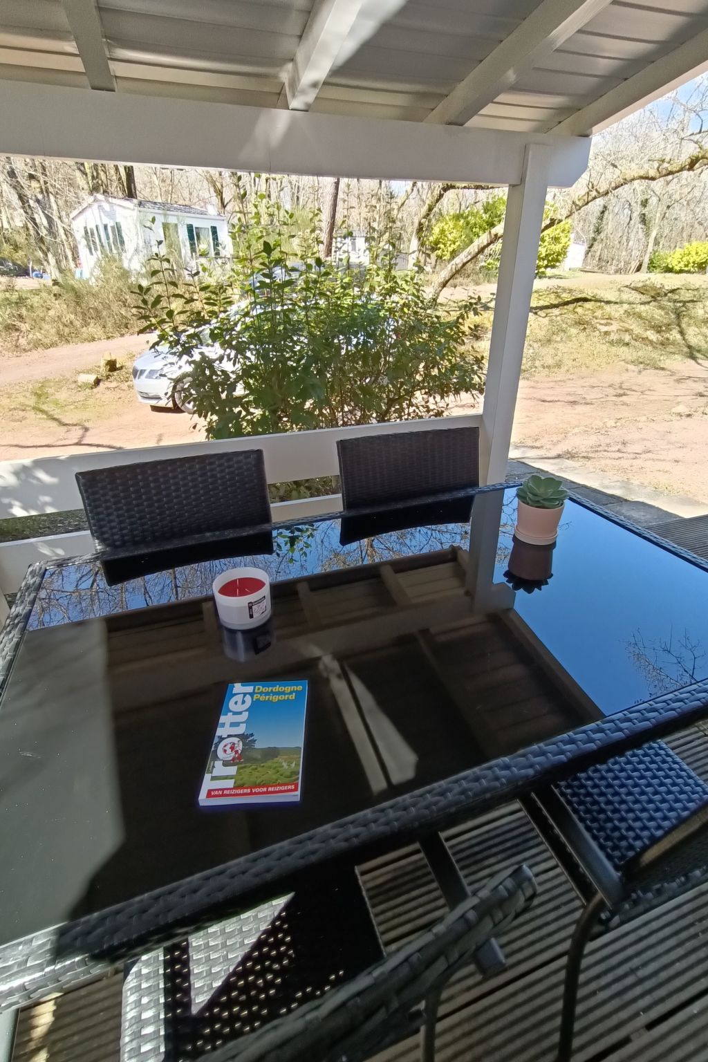 Chalet B10 Yemanisi in der Dordogne-Binnen