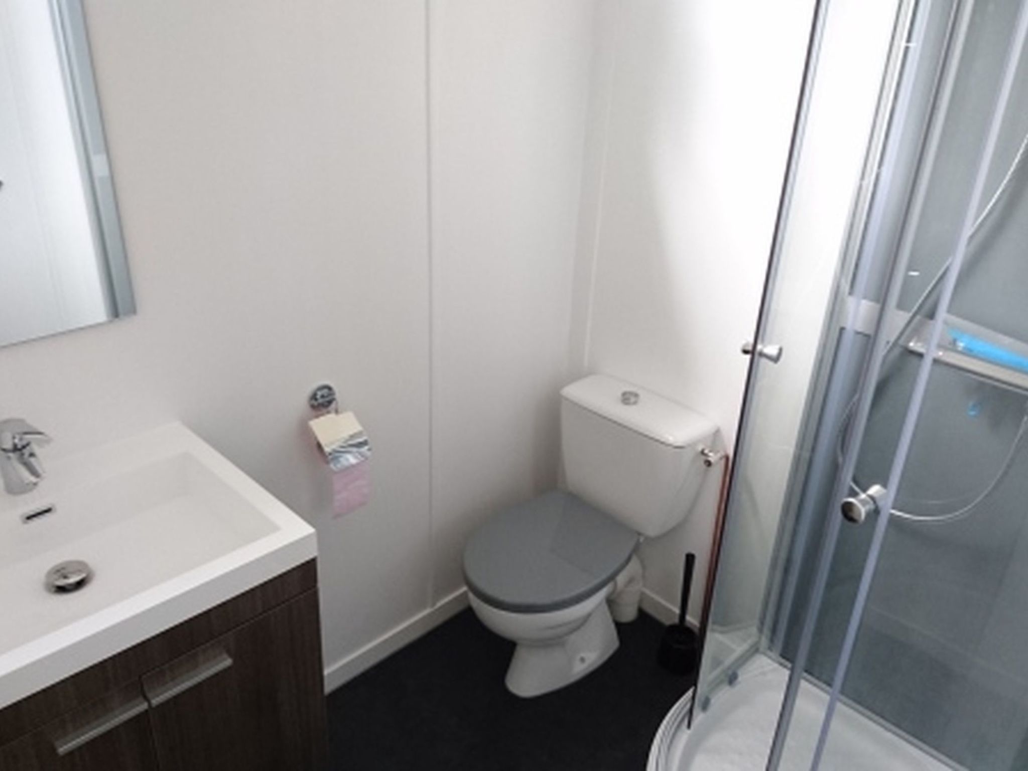 Chalet B10 Yemanisi in der Dordogne-Binnen