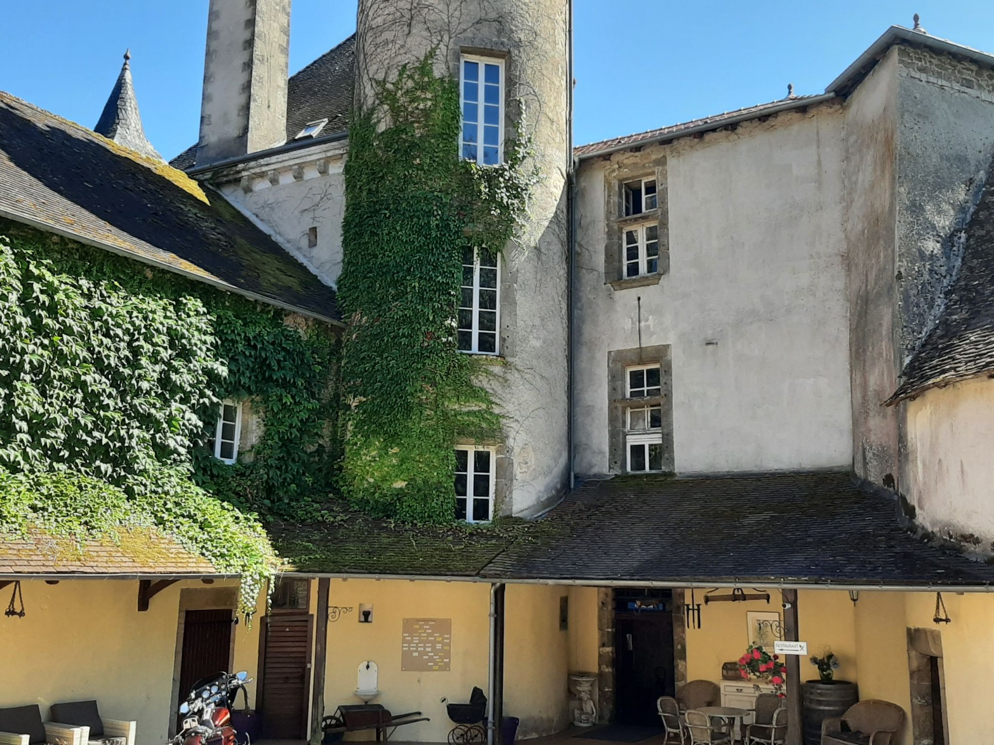 Chalet B10 Yemanisi in der Dordogne-Binnen