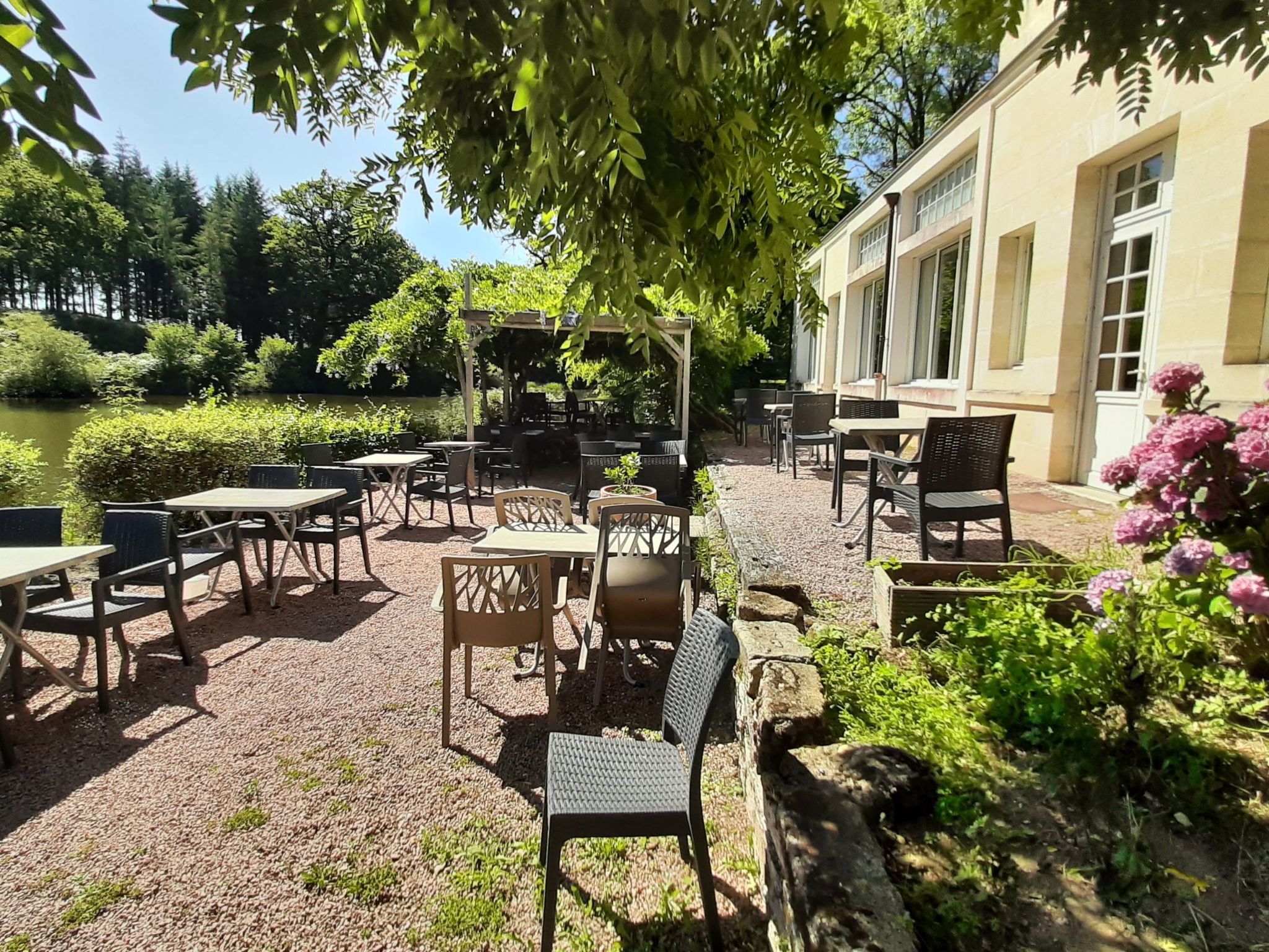 Chalet B10 Yemanisi in der Dordogne-Binnen