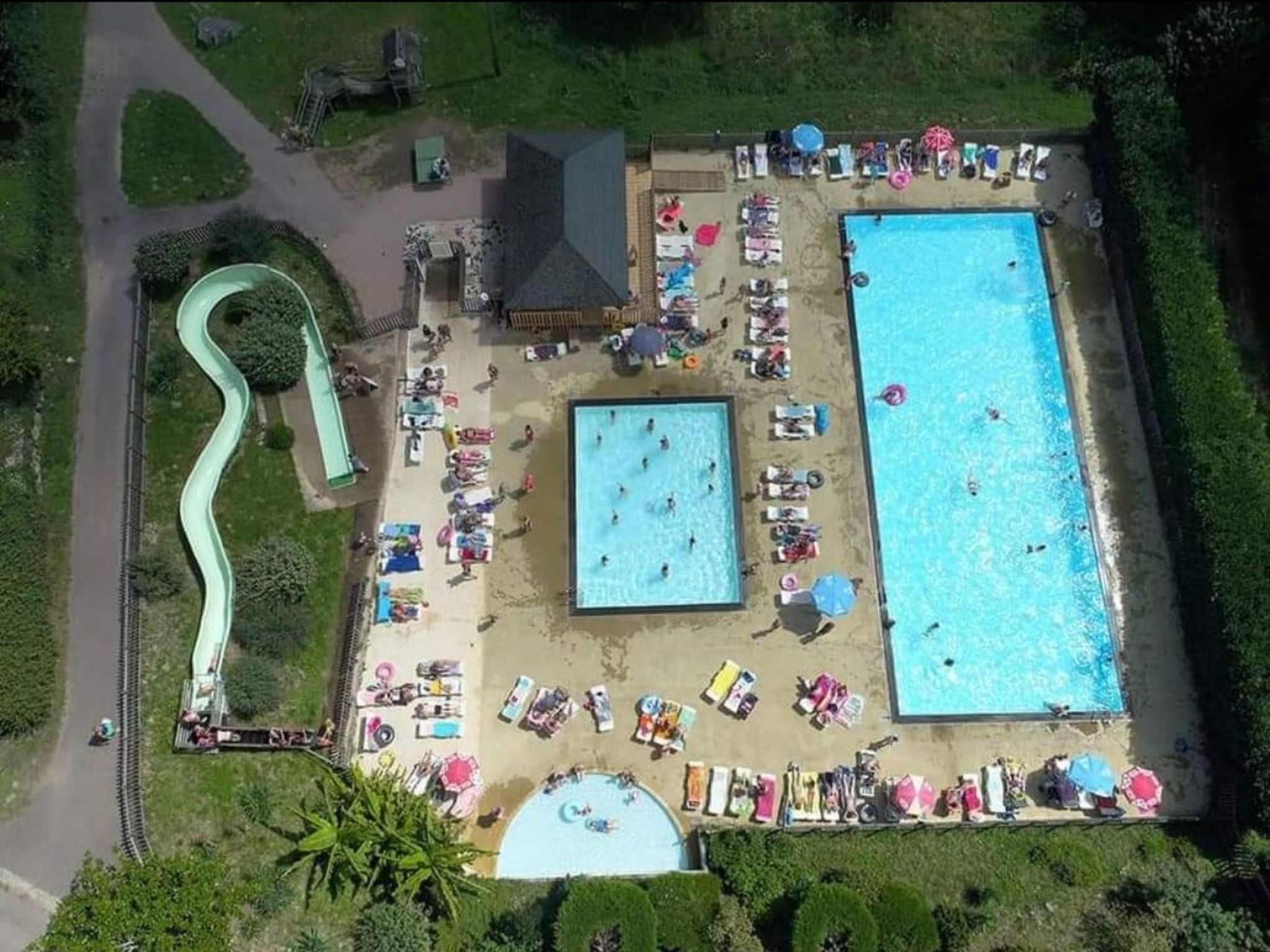 Chalet B10 Yemanisi in der Dordogne-Binnen