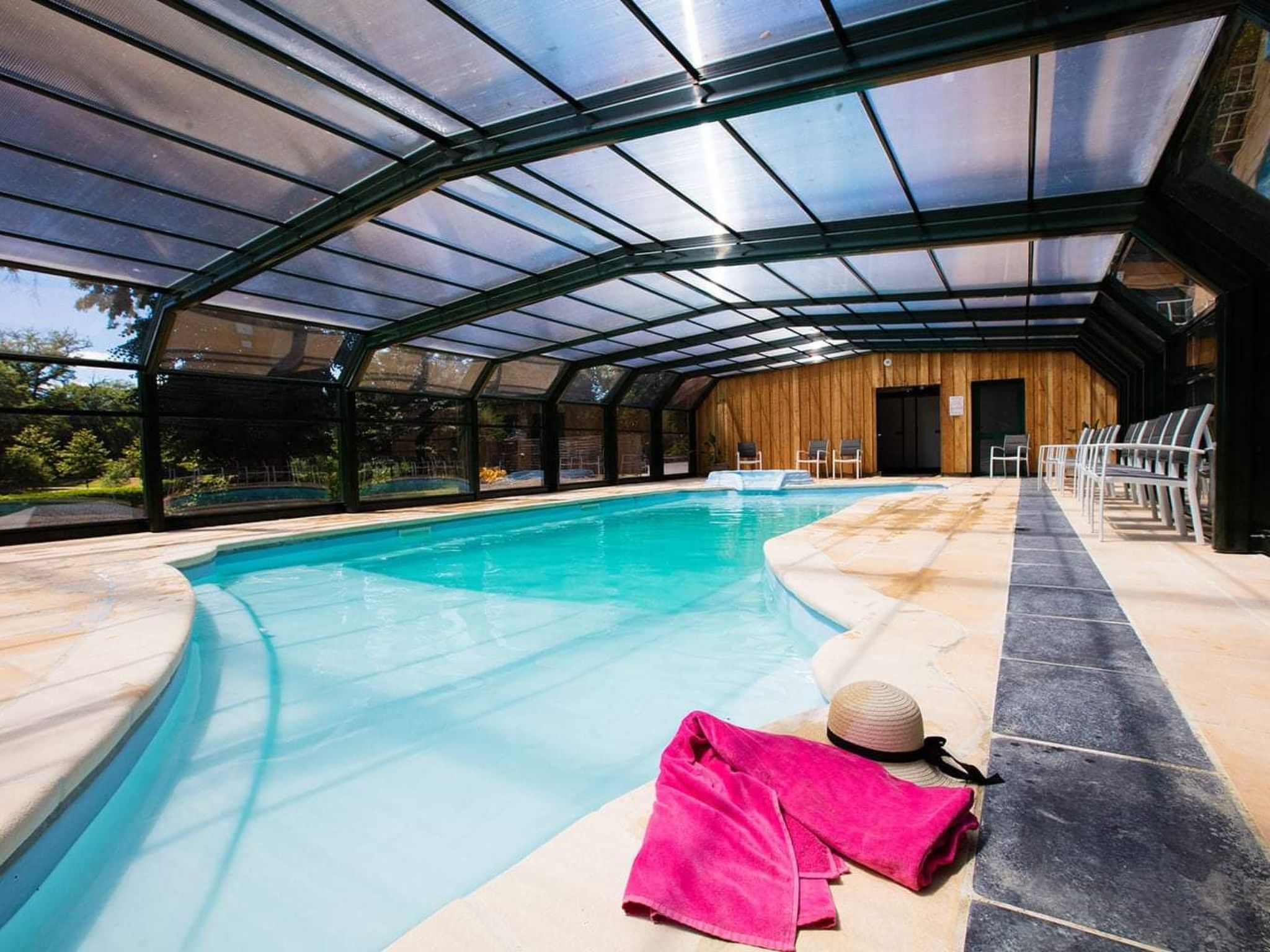 Chalet B10 Yemanisi in der Dordogne-Binnen