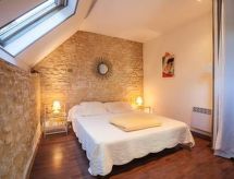 Authentiek Dorpshuis Beynac bij Carlux: 7 pers., verwarmd zwembad & tuin - thumbnail 6