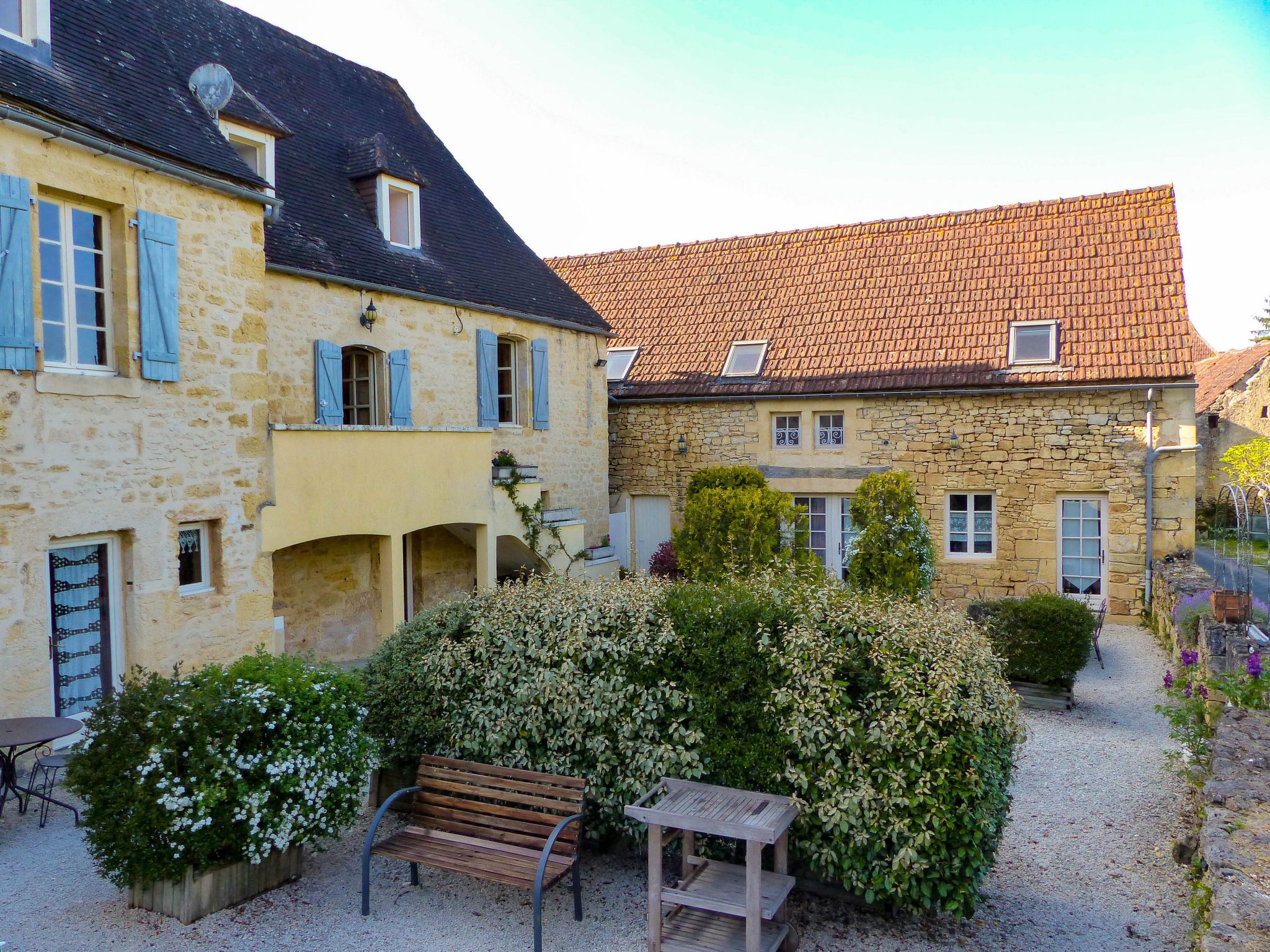 Ehemaliger Bauernhof Le Bonheur in Sainte-Mondane-Binnen