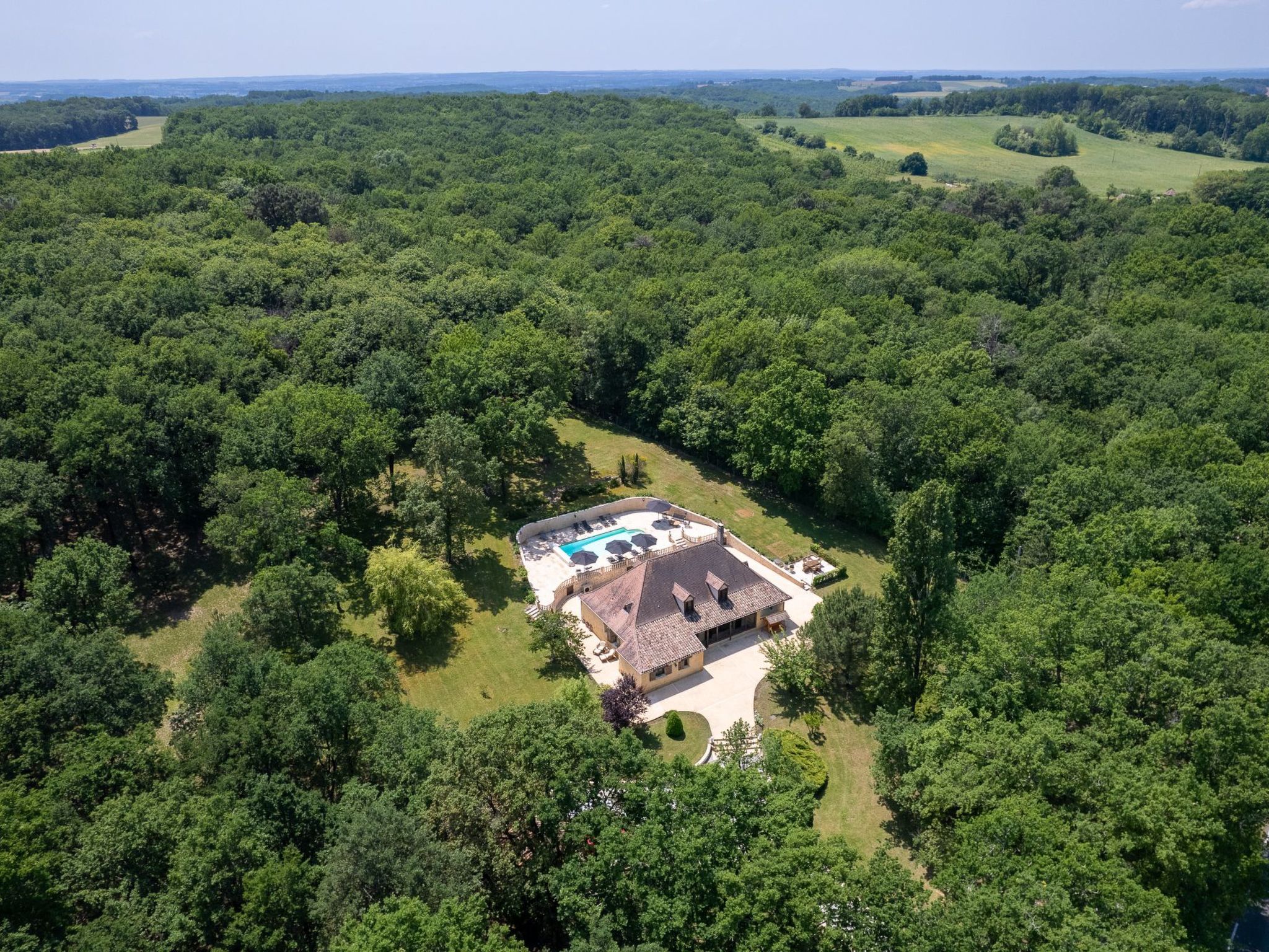 Luxus-Ferienhaus mit beheiztem Pool in der Dordogne