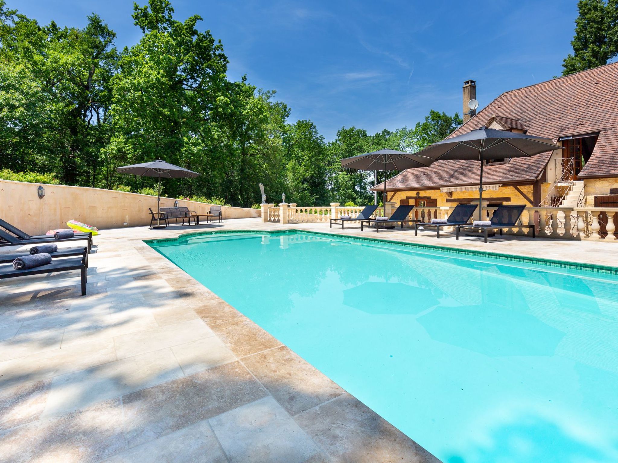 Luxus-Ferienhaus mit beheiztem Pool in der Dordogne-Image-tags.info