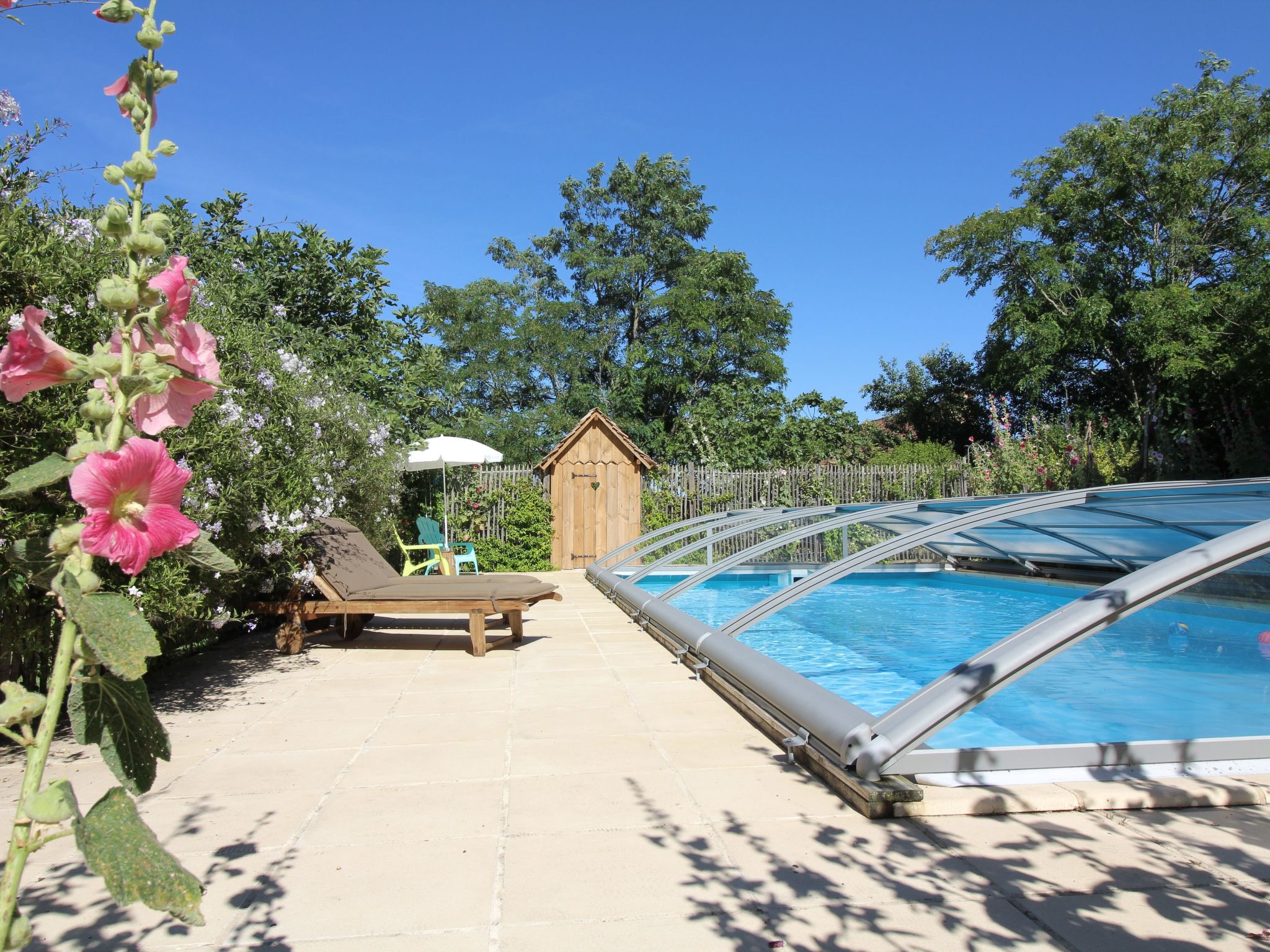 Komfort, Ruhe, privater Pool, EV-Ladestation-Binnen