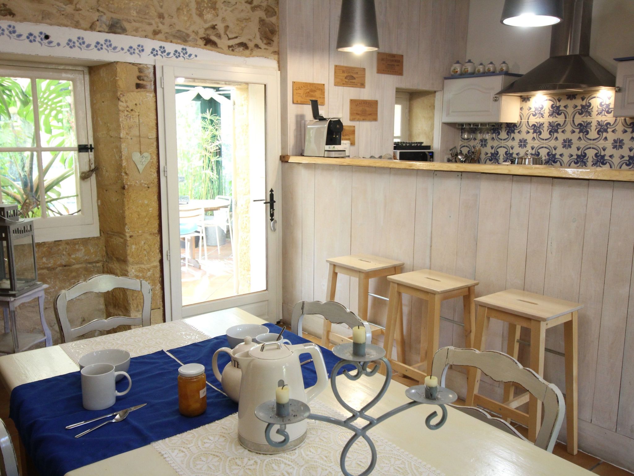 Komfort, Ruhe, privater Pool, EV-Ladestation-Binnen